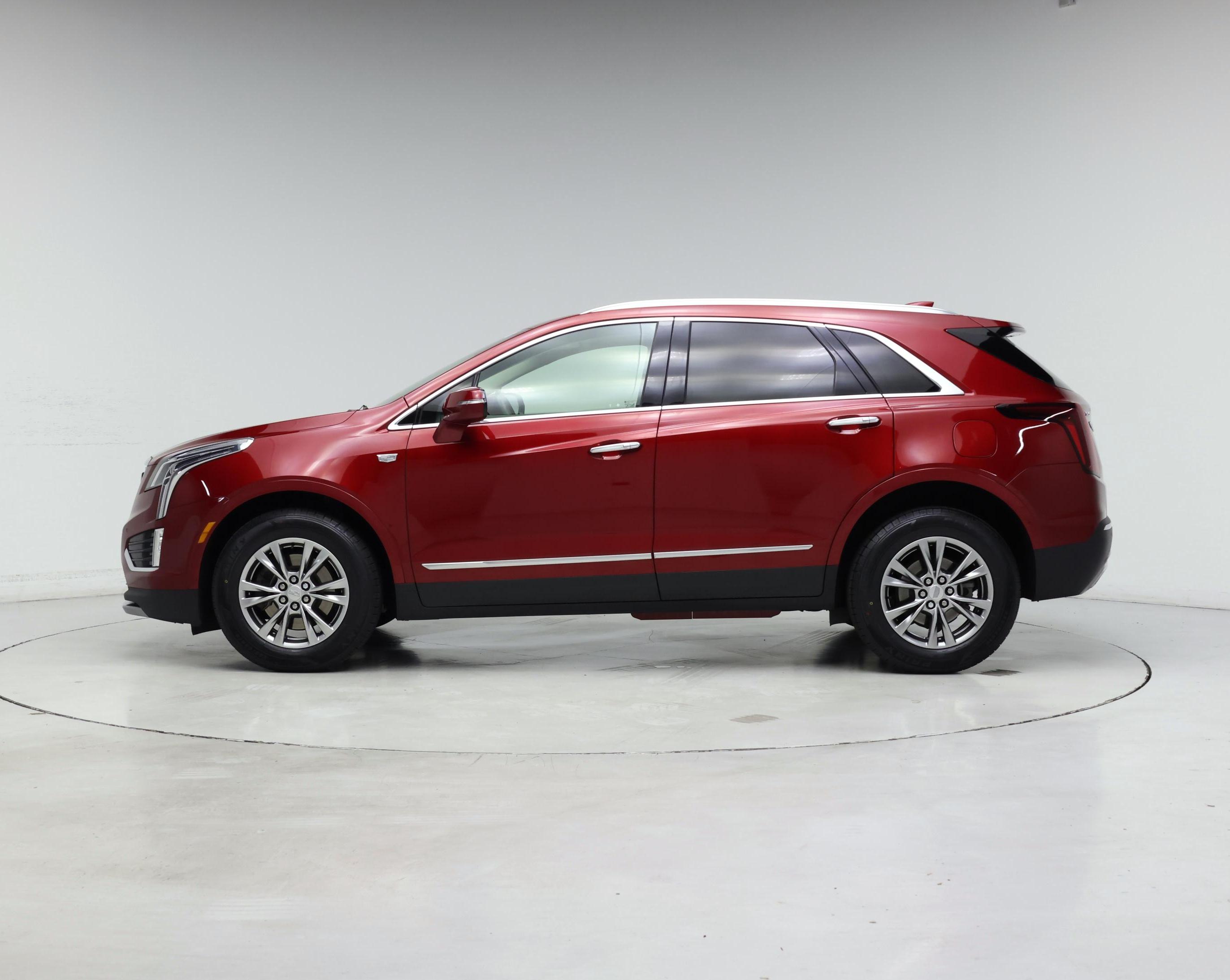 Thumbnail: 2023 Cadillac XT5 - 3