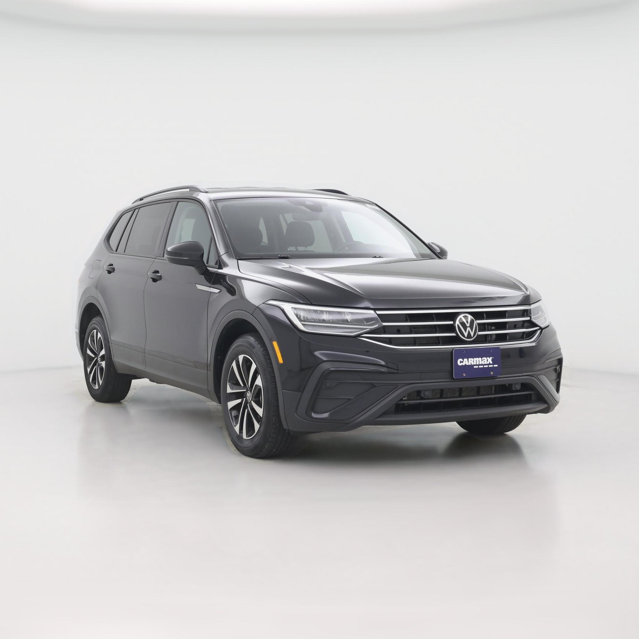 Thumbnail: 2023 Volkswagen Tiguan - 1