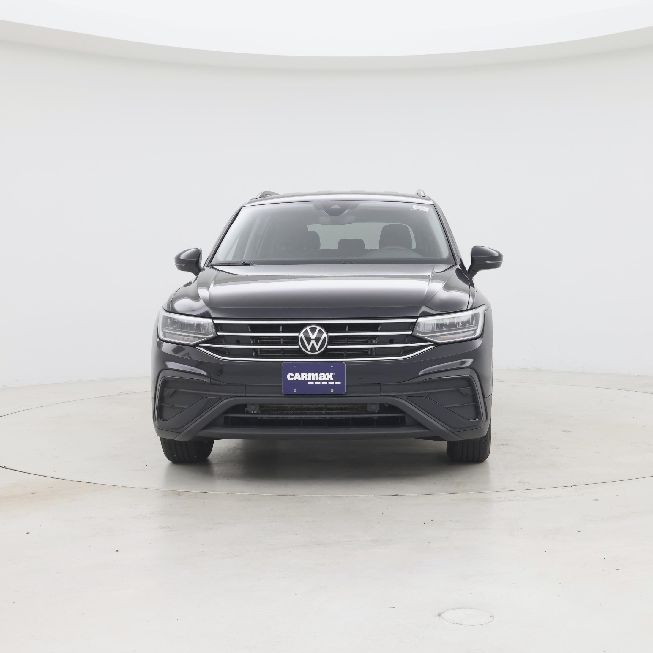 Thumbnail: 2023 Volkswagen Tiguan - 5