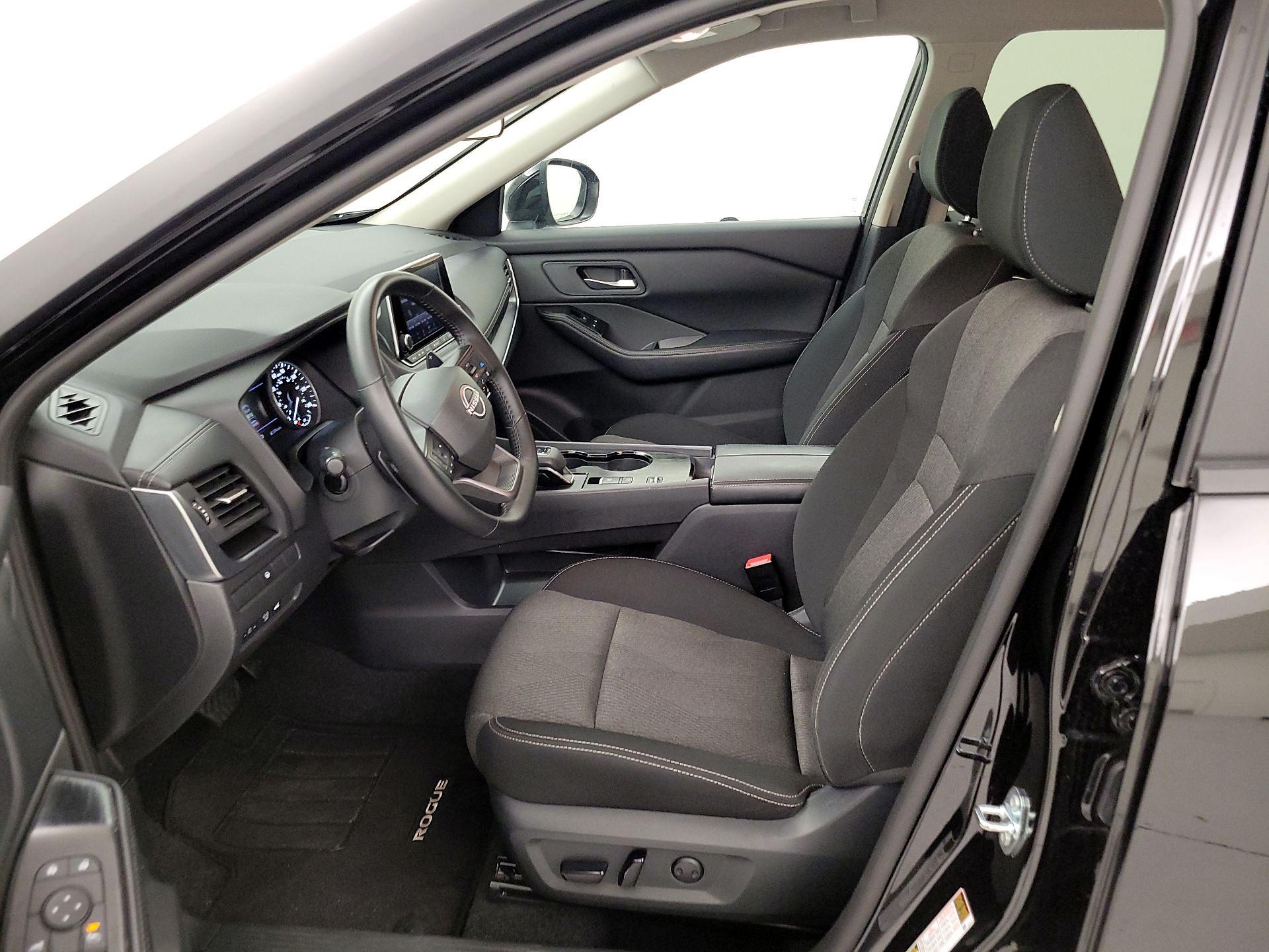 Thumbnail: 2025 Nissan Rogue - 11