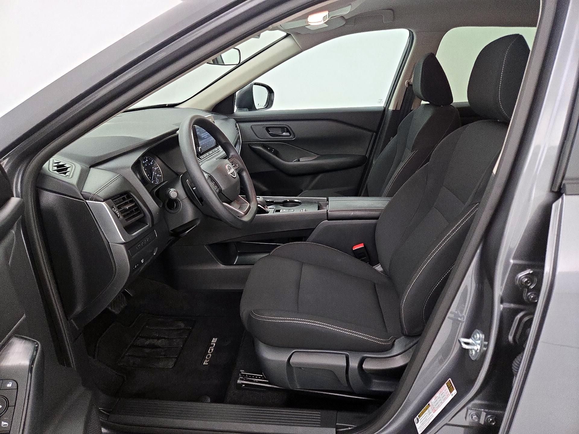 Thumbnail: 2025 Nissan Rogue - 11