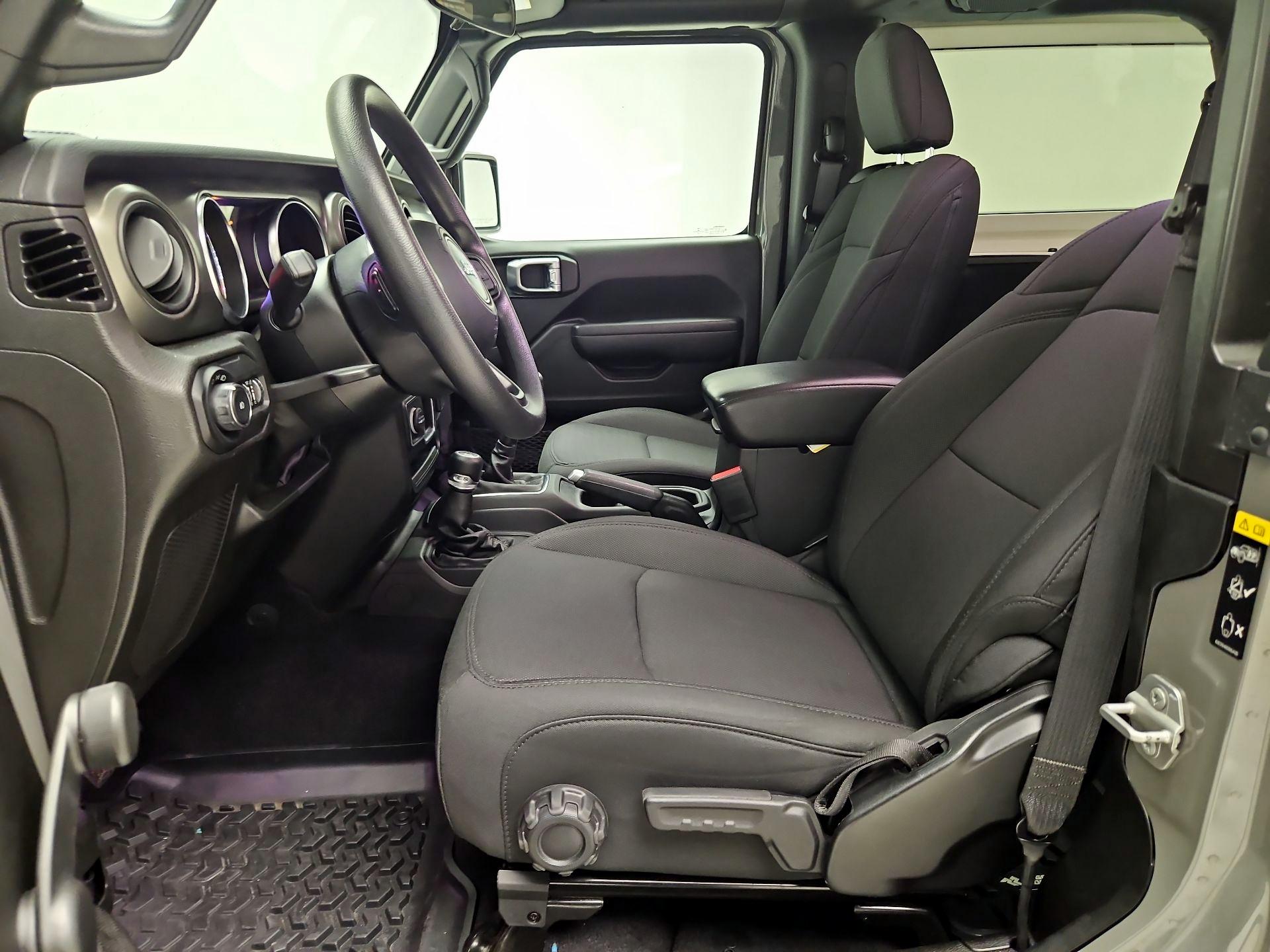 Thumbnail: 2022 Jeep Wrangler - 11