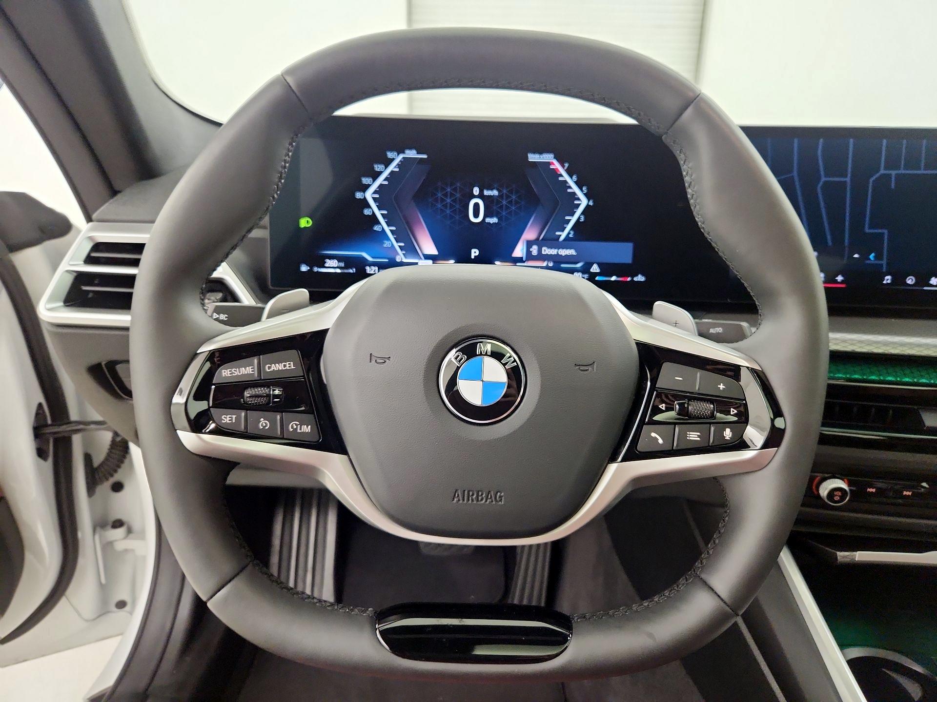 Thumbnail: 2026 BMW 4 Series - 10