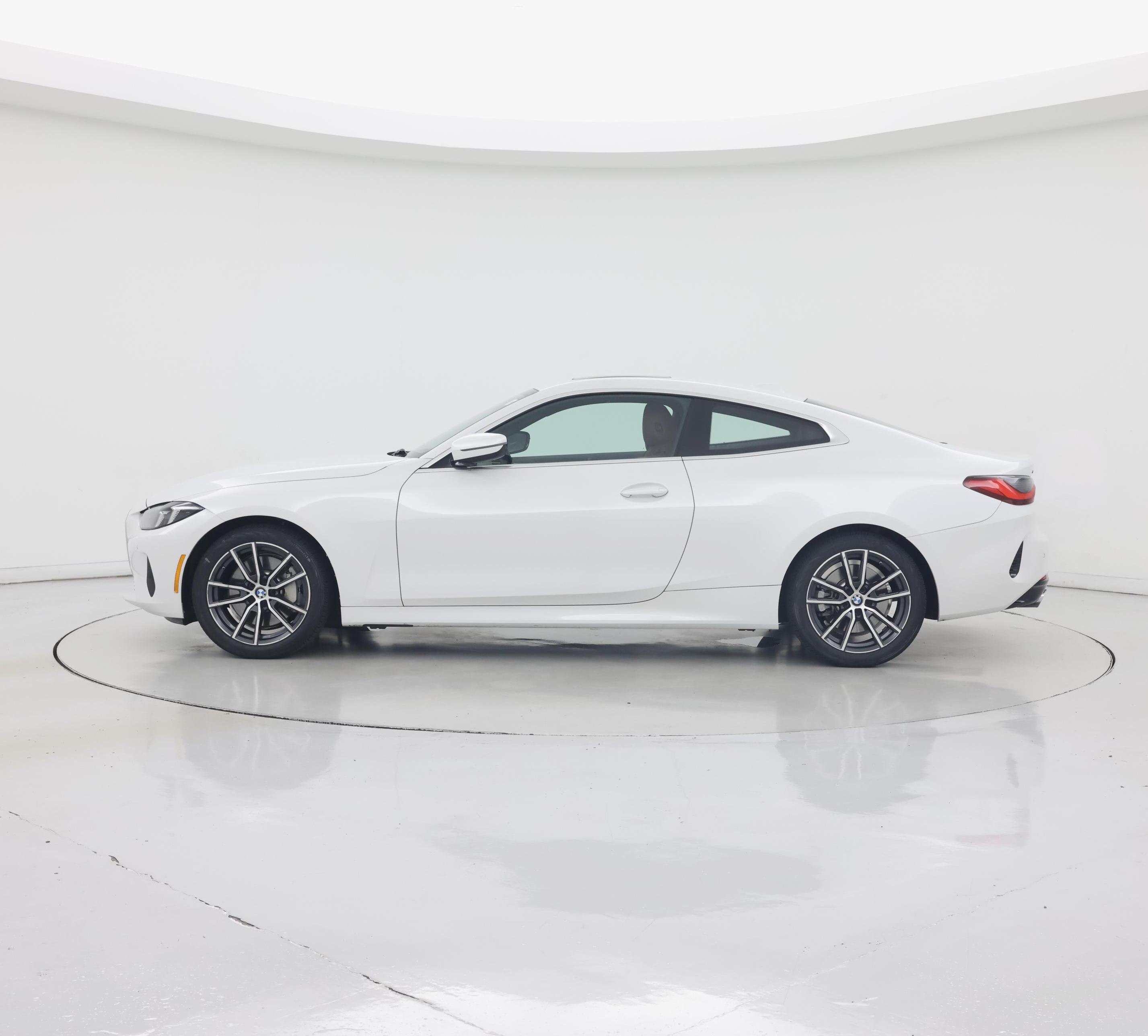 Thumbnail: 2026 BMW 4 Series - 3