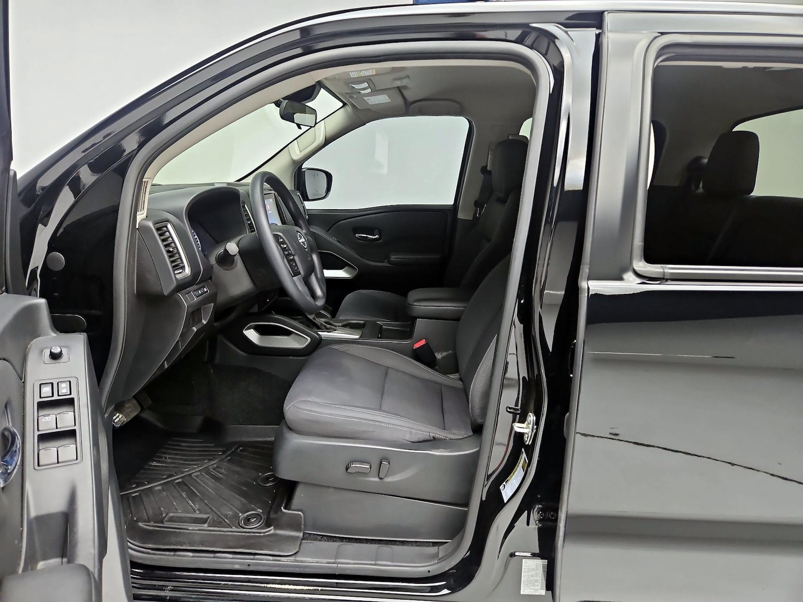 2024 Nissan Frontier SV - Photo 12