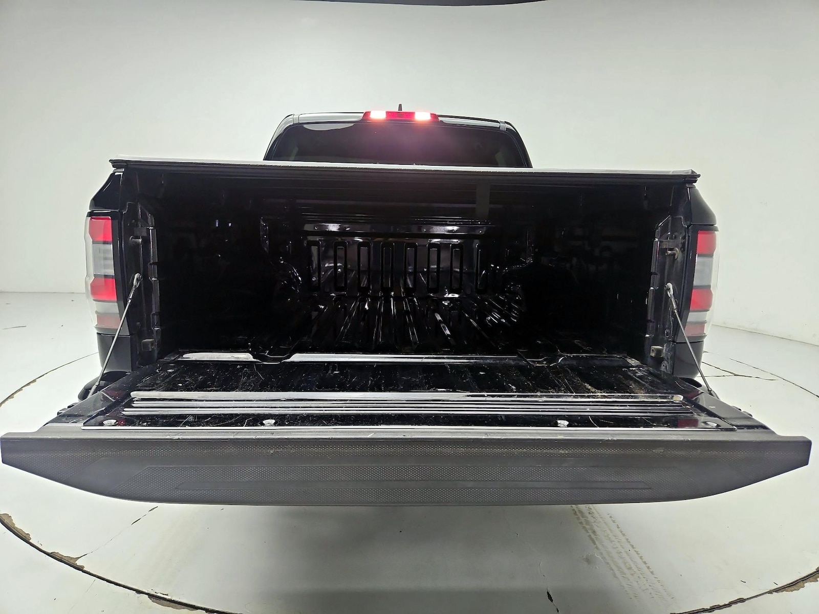 2024 Nissan Frontier SV - Photo 21