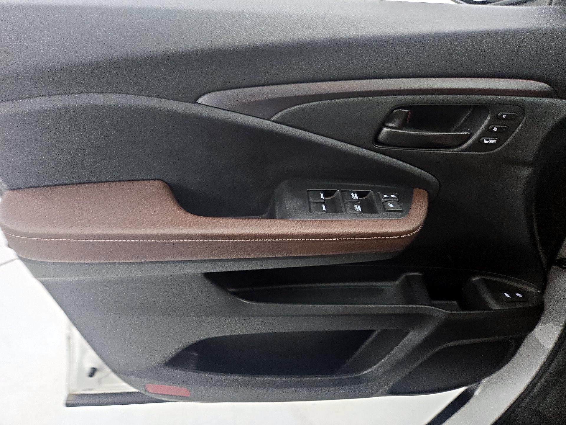 Thumbnail: 2024 Honda Passport - 12