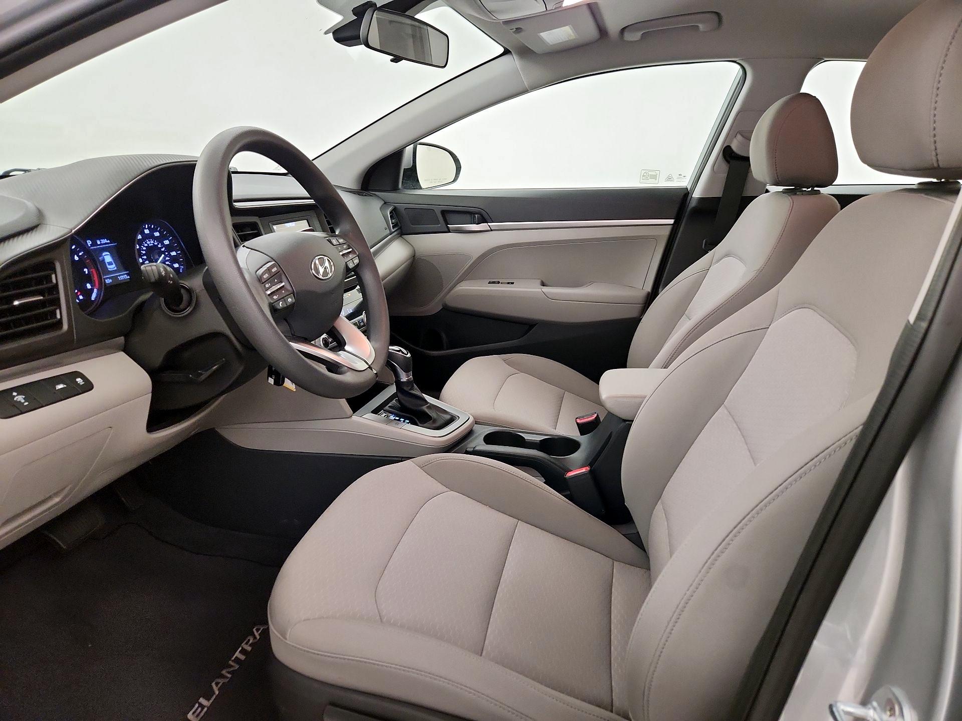 Thumbnail: 2020 Hyundai Elantra - 11