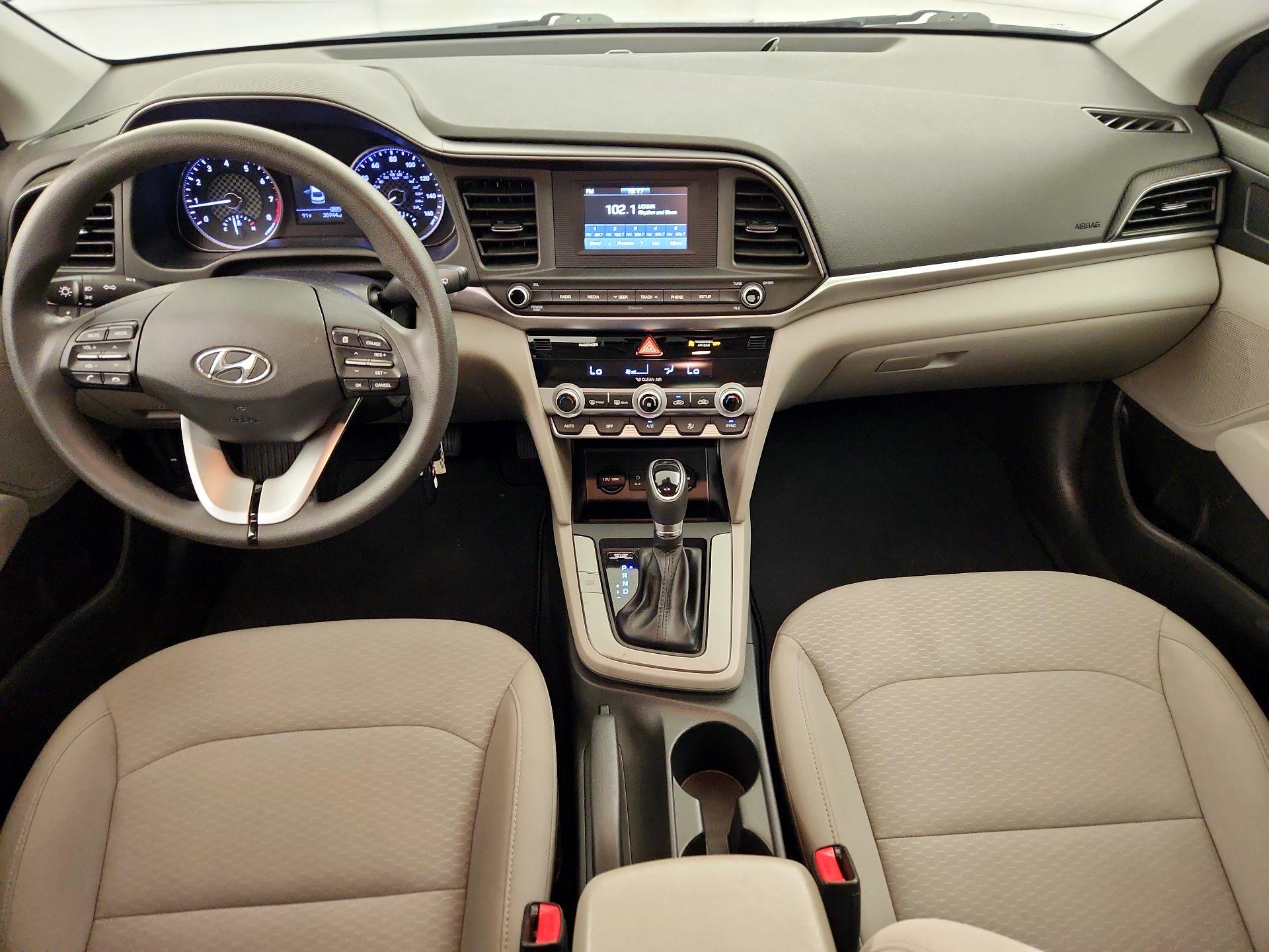 Thumbnail: 2020 Hyundai Elantra - 9