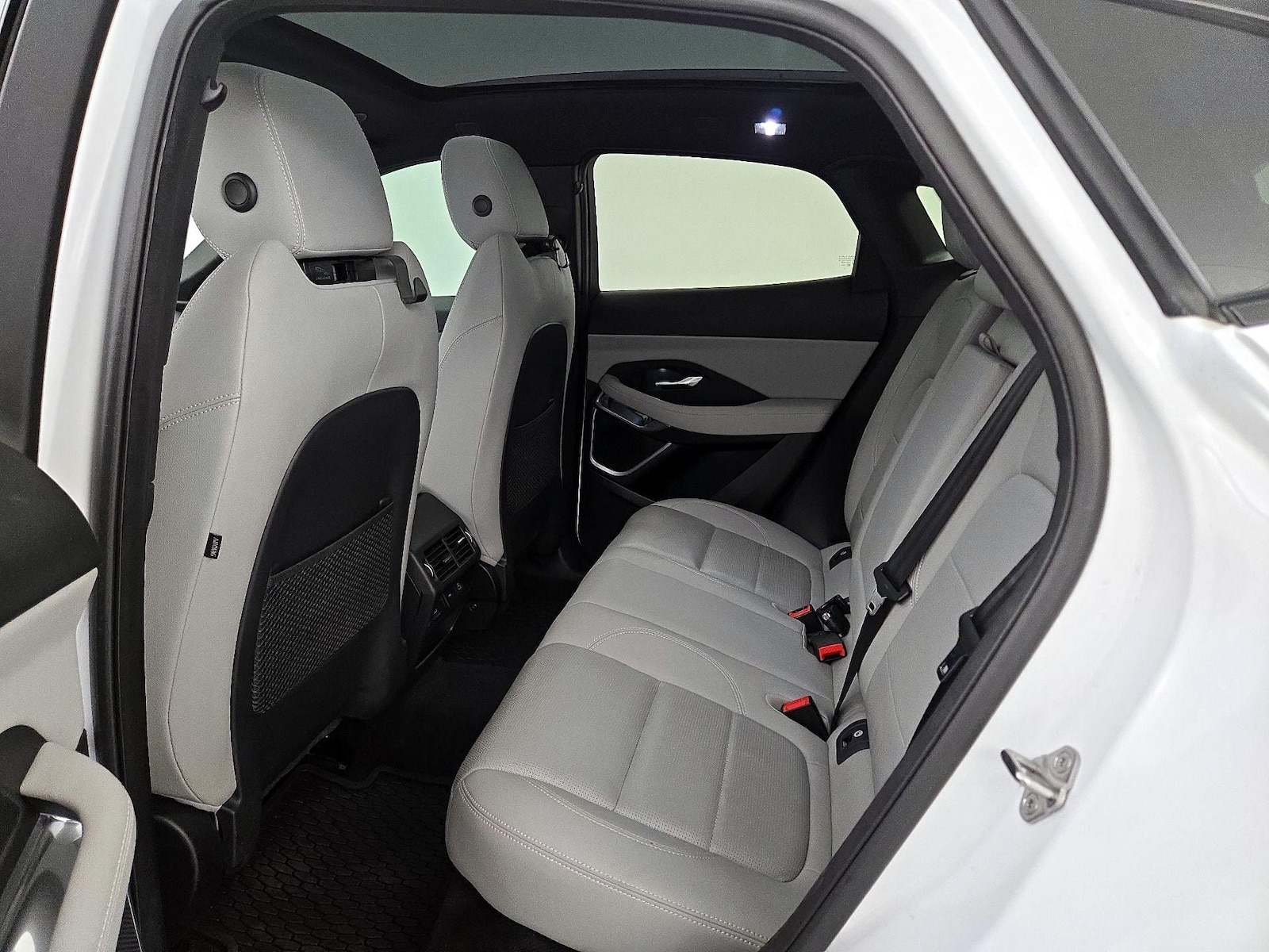 2024 Jaguar E-Pace R-DYNAMIC SE - Photo 22