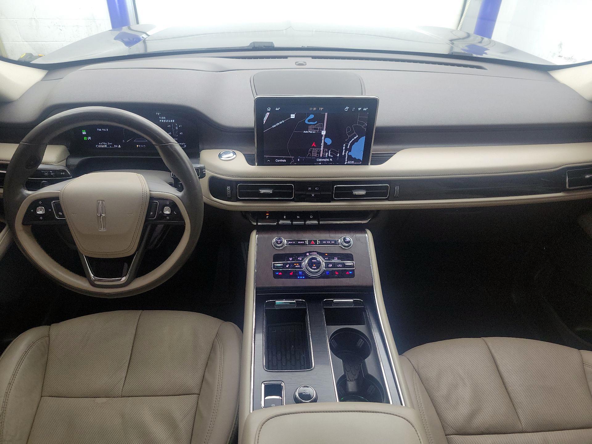 Thumbnail: 2021 Lincoln Aviator - 9