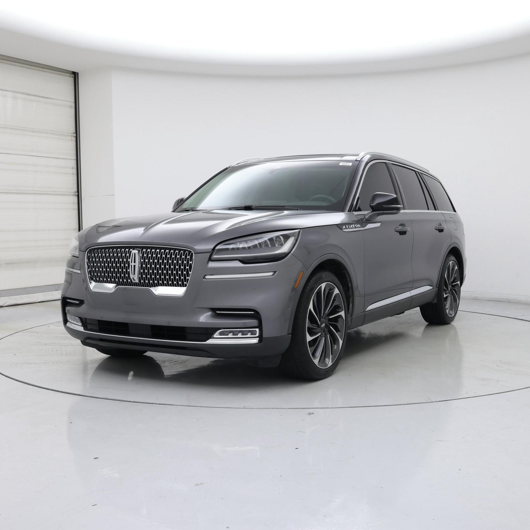 Thumbnail: 2021 Lincoln Aviator - 4