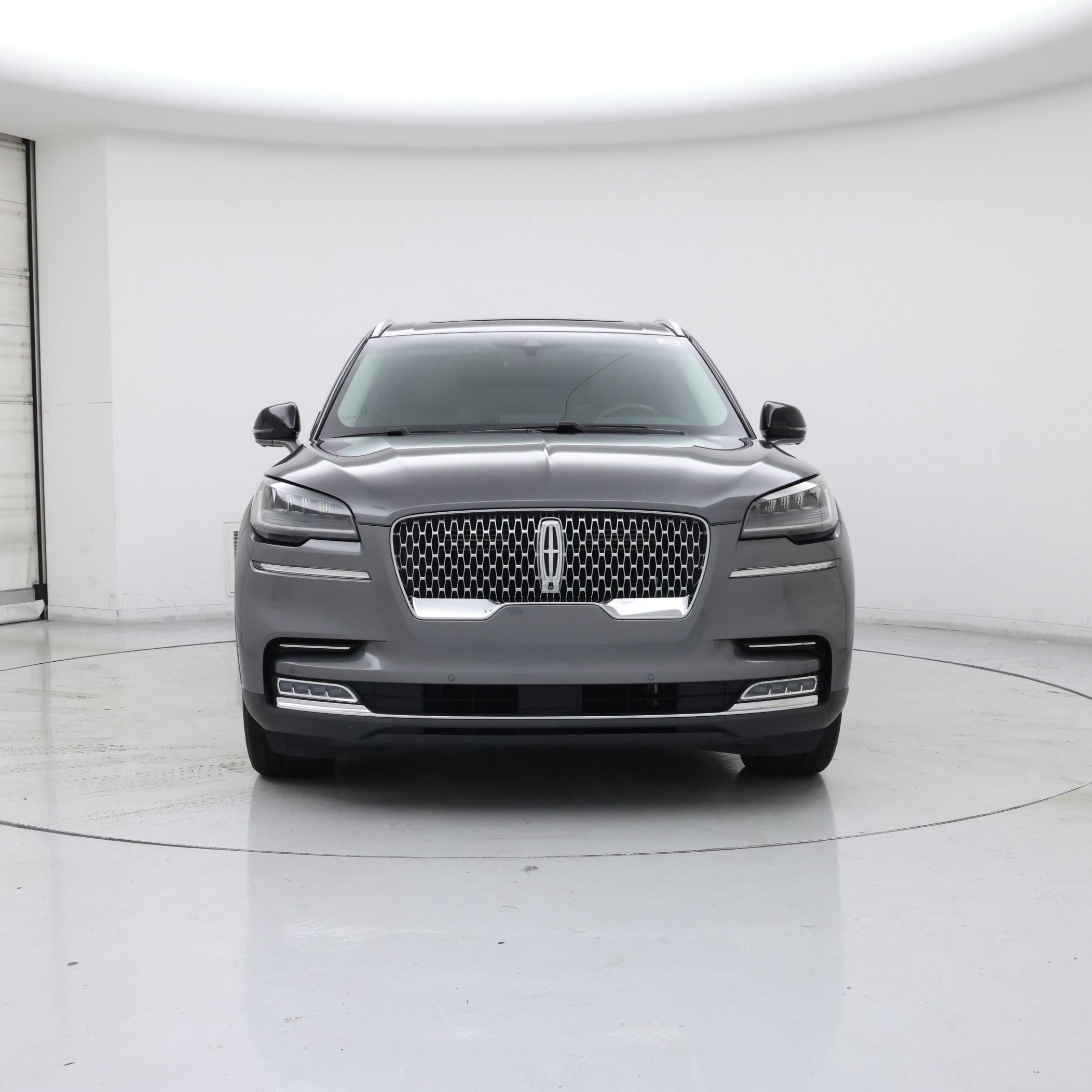 Thumbnail: 2021 Lincoln Aviator - 5
