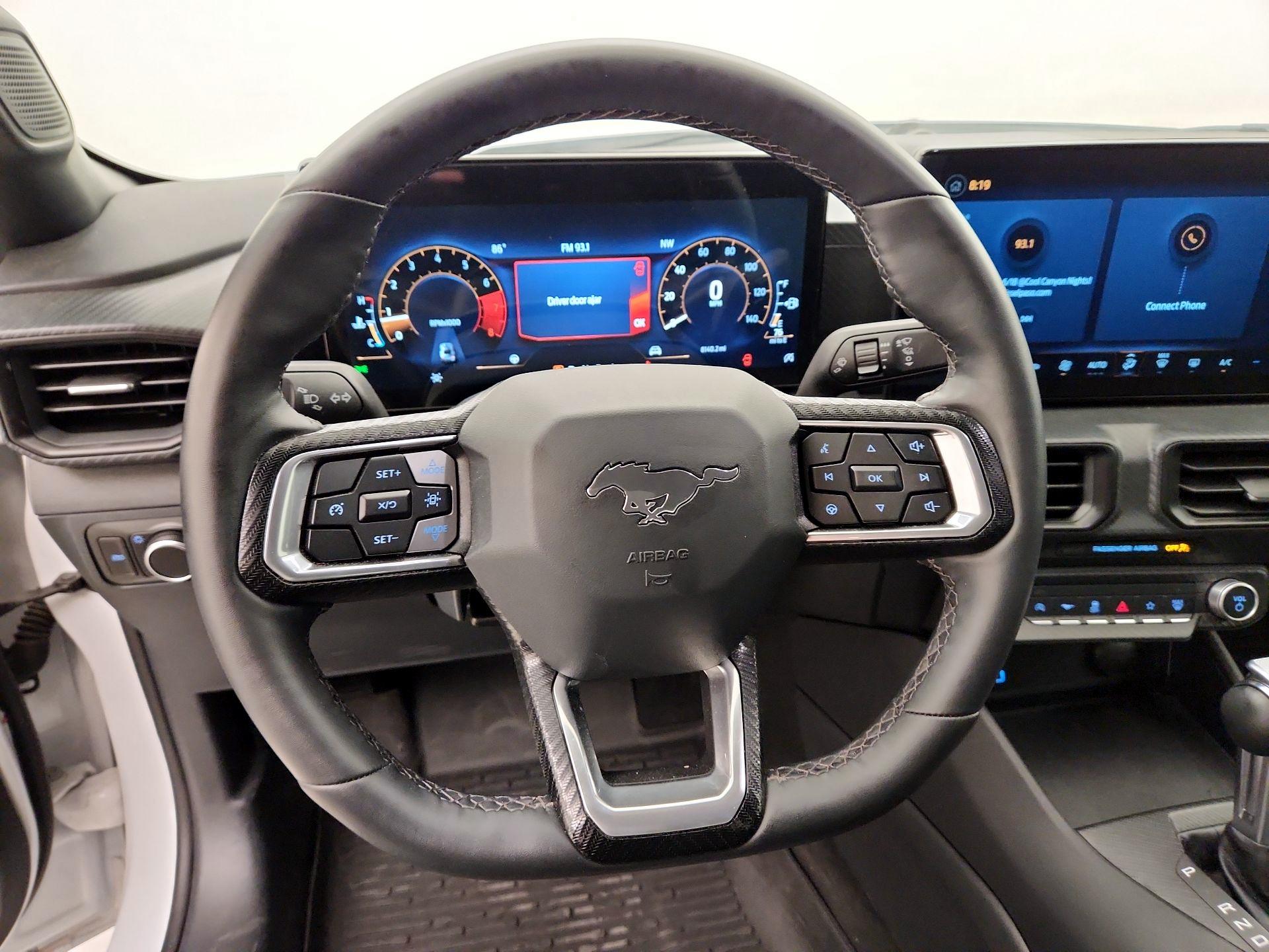 Thumbnail: 2025 Ford Mustang - 10