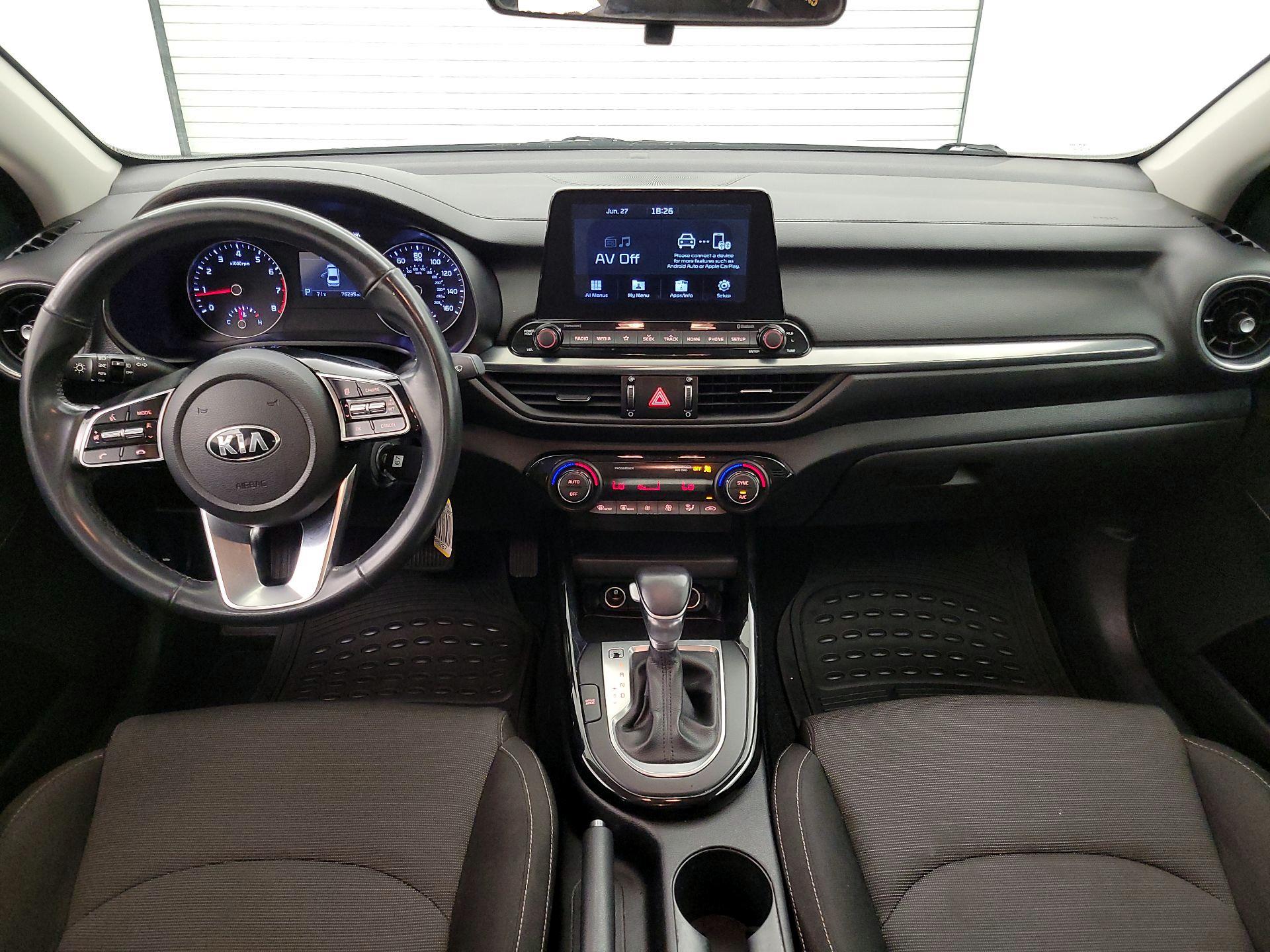 Thumbnail: 2019 Kia Forte - 9