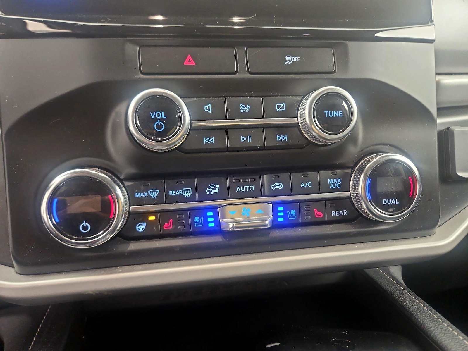 2022 Ford Expedition XLT - Photo 17