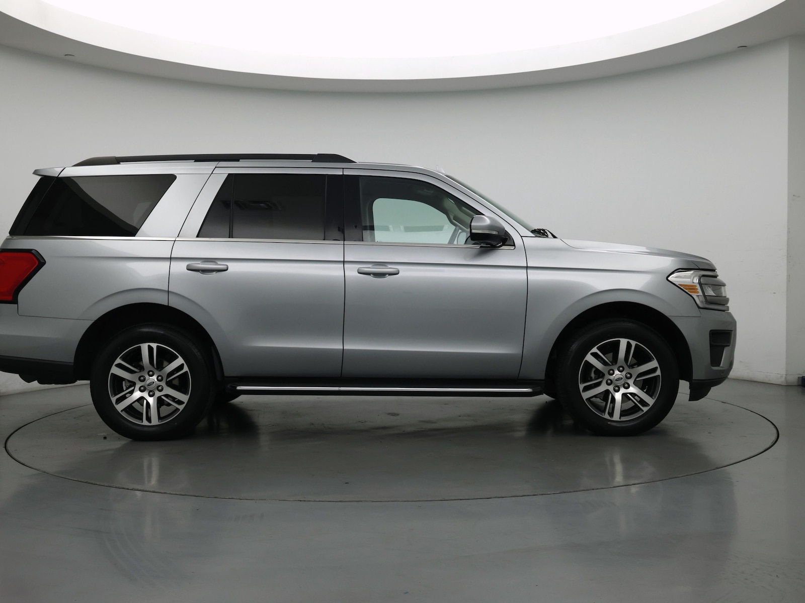 2022 Ford Expedition XLT - Photo 8