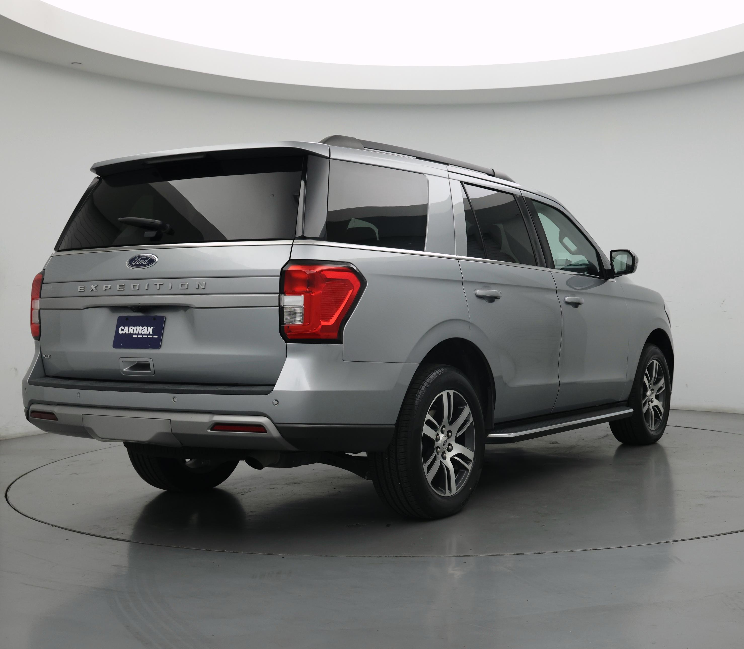 Thumbnail: 2022 Ford Expedition - 8
