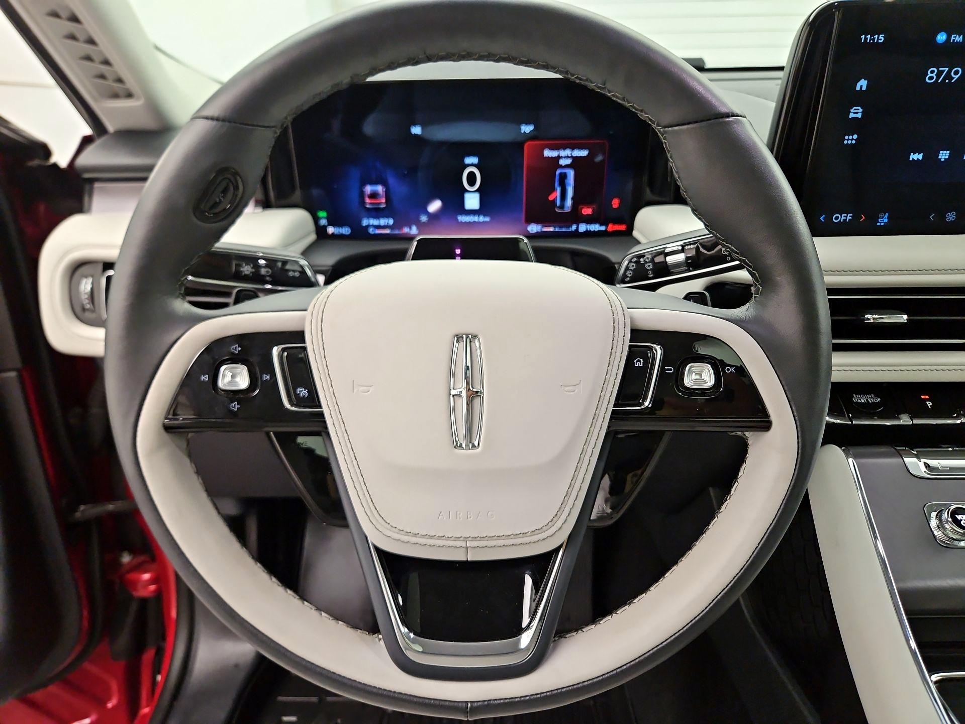 Thumbnail: 2025 Lincoln Aviator - 10