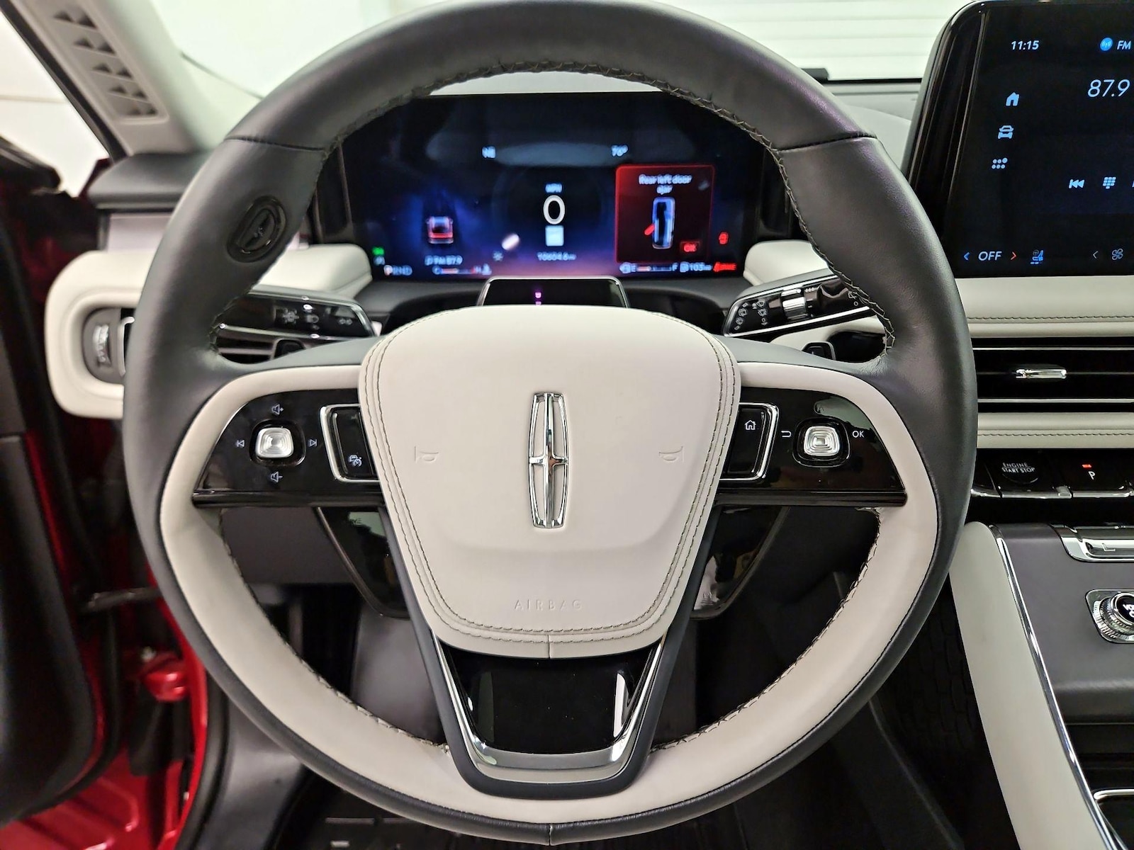 2025 Lincoln Aviator Premiere - Photo 11