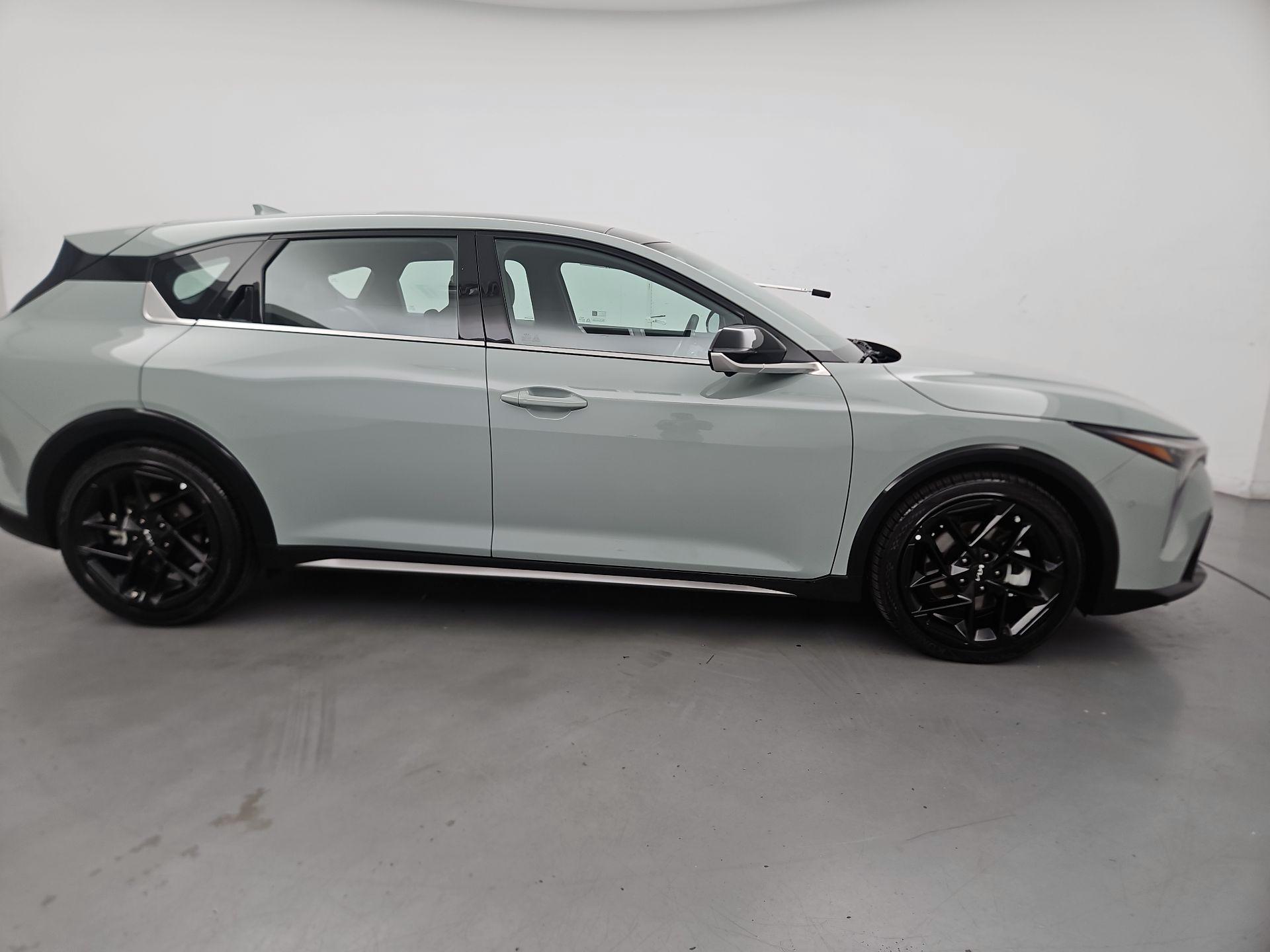 Thumbnail: 2026 Kia K4 - 4