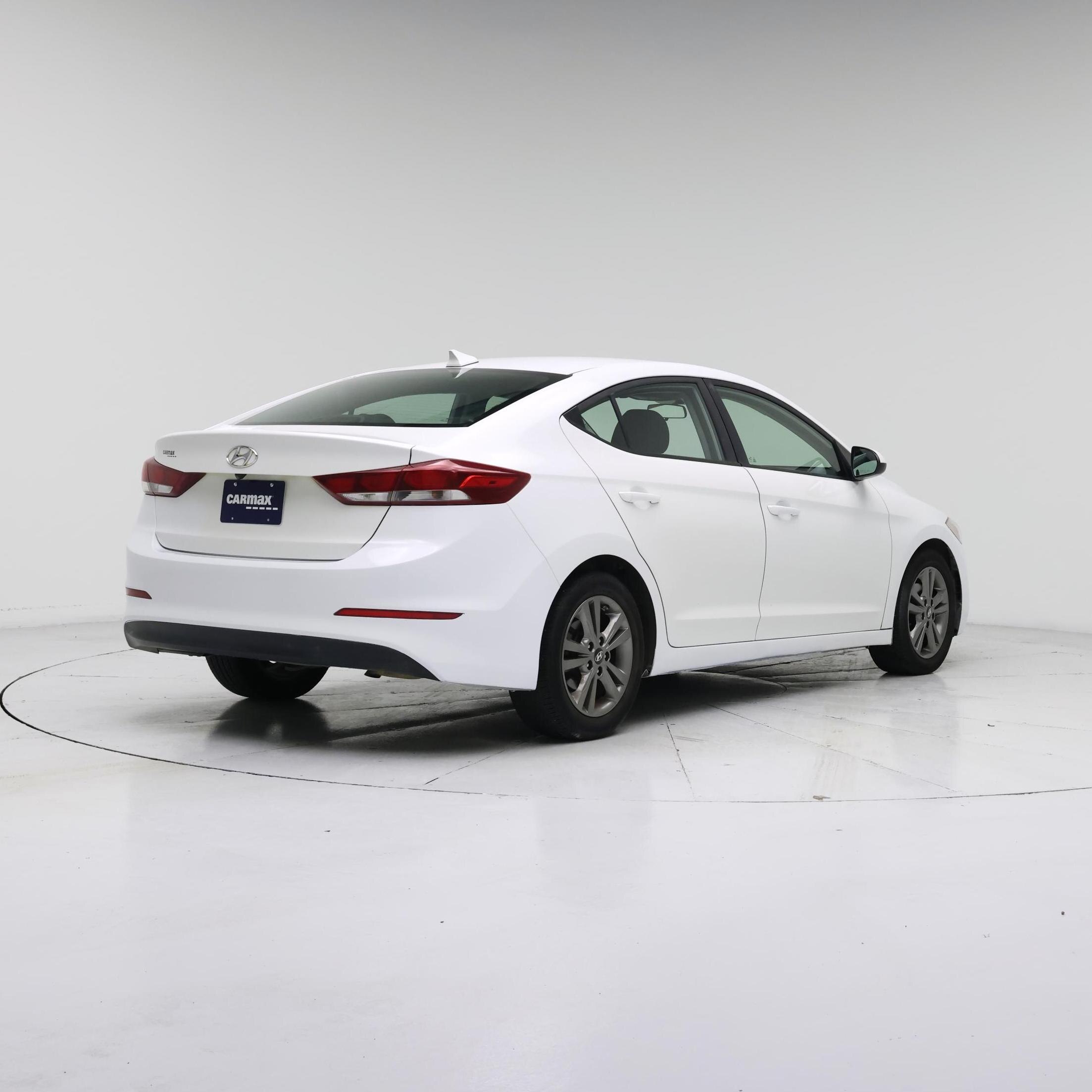 Thumbnail: 2018 Hyundai Elantra - 8
