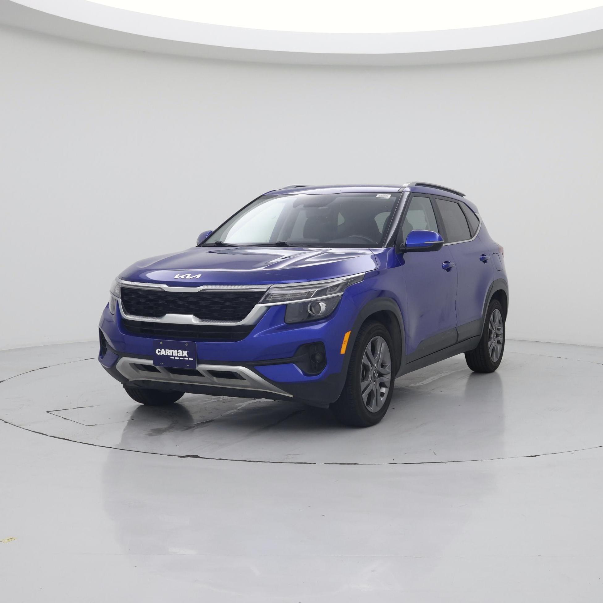 Thumbnail: 2023 Kia Seltos - 4