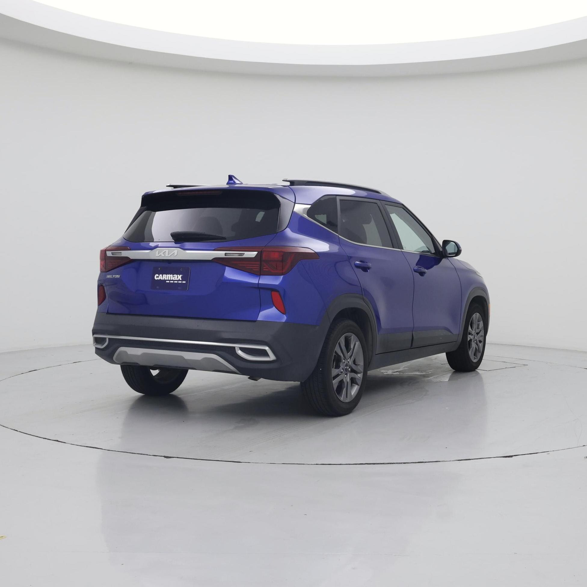 Thumbnail: 2023 Kia Seltos - 8