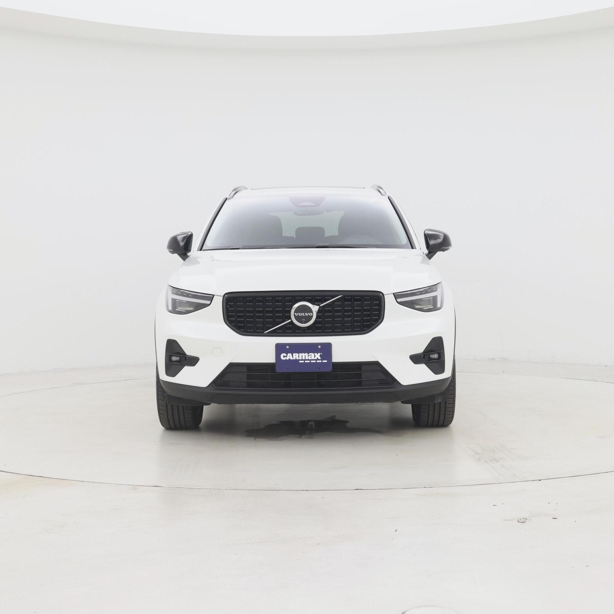 Thumbnail: 2026 Volvo XC40 - 5