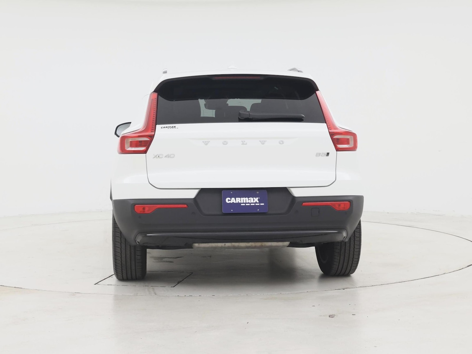 2026 Volvo XC40 Plus - Photo 7