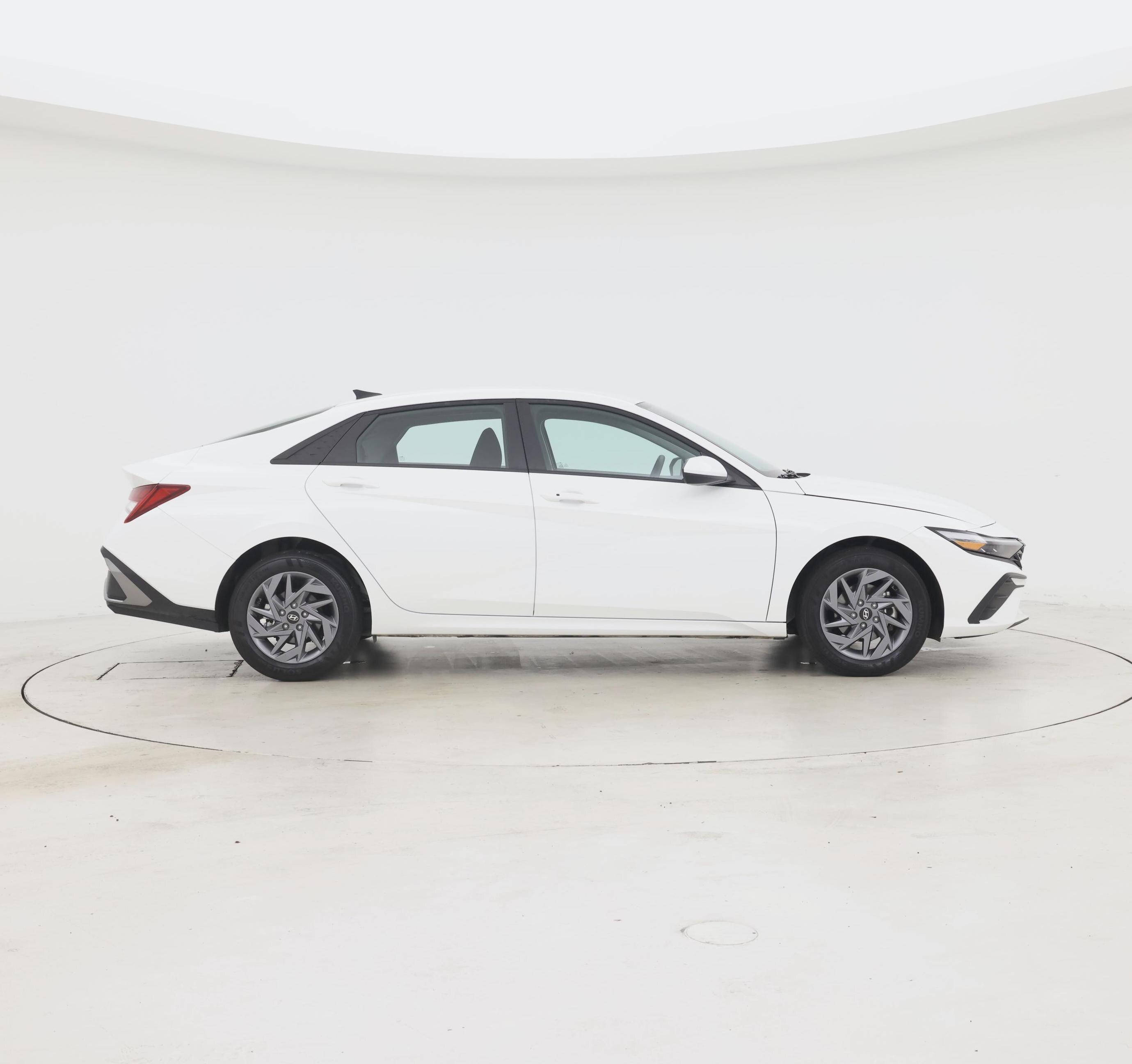 Thumbnail: 2025 Hyundai Elantra - 7