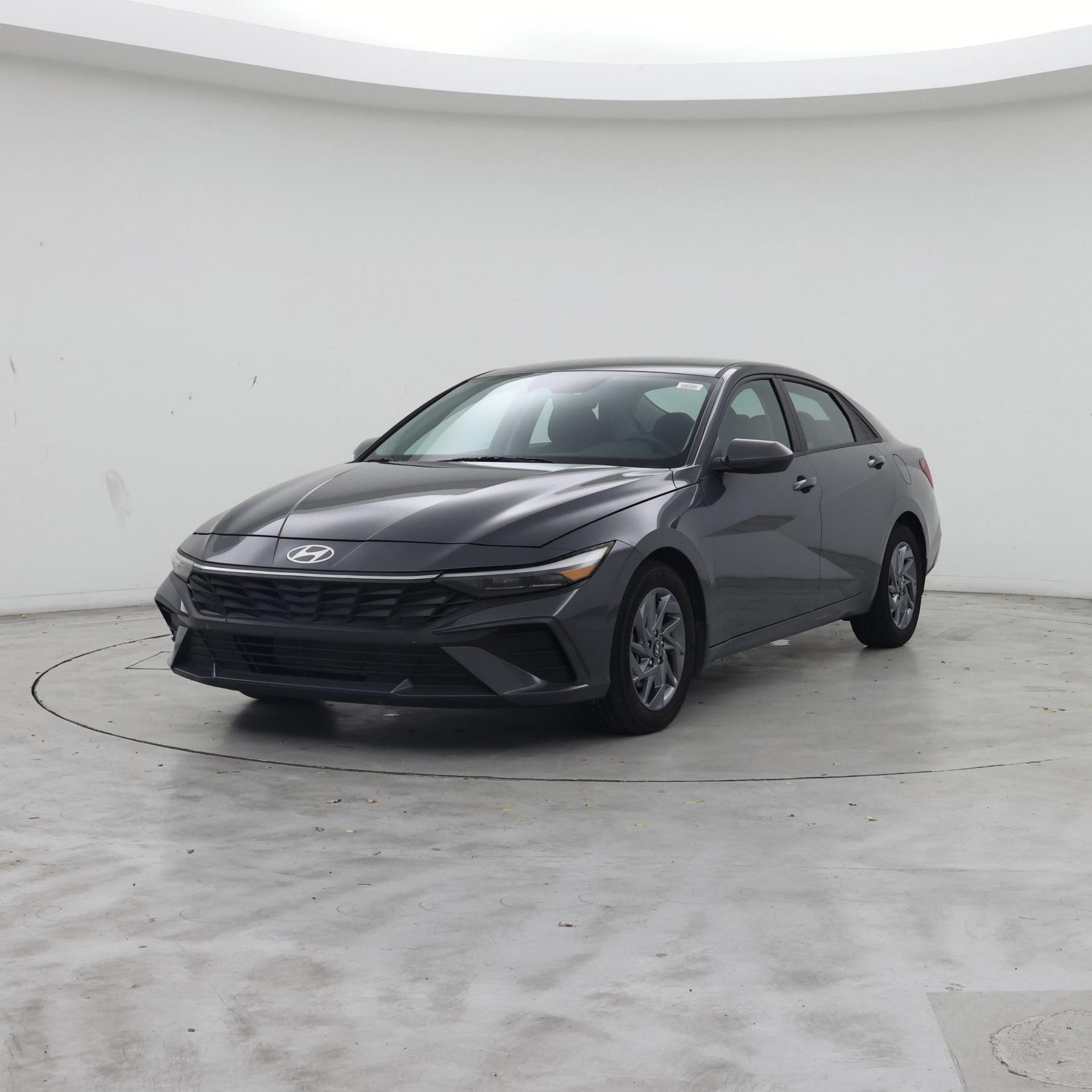 Thumbnail: 2024 Hyundai Elantra - 4