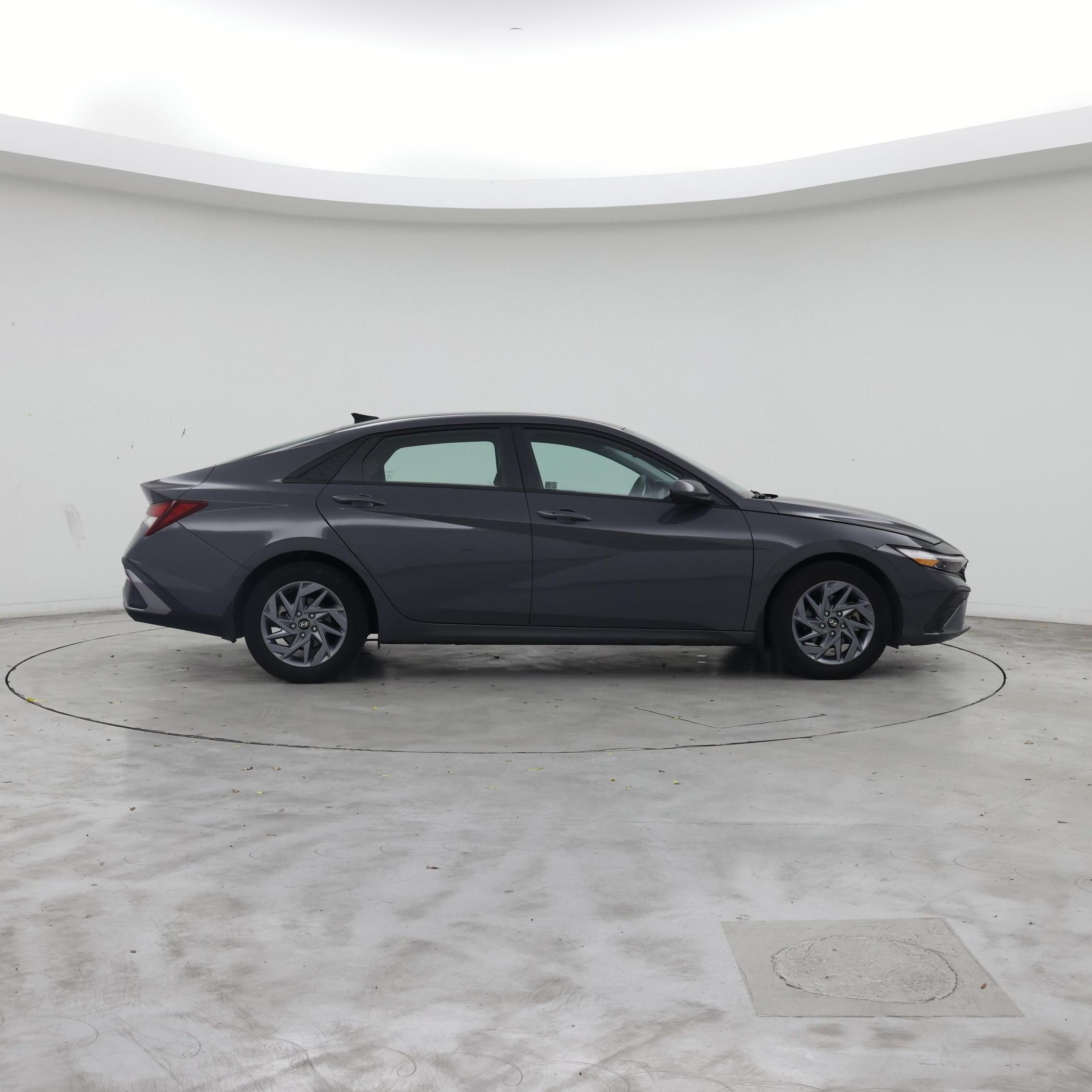 Thumbnail: 2024 Hyundai Elantra - 7