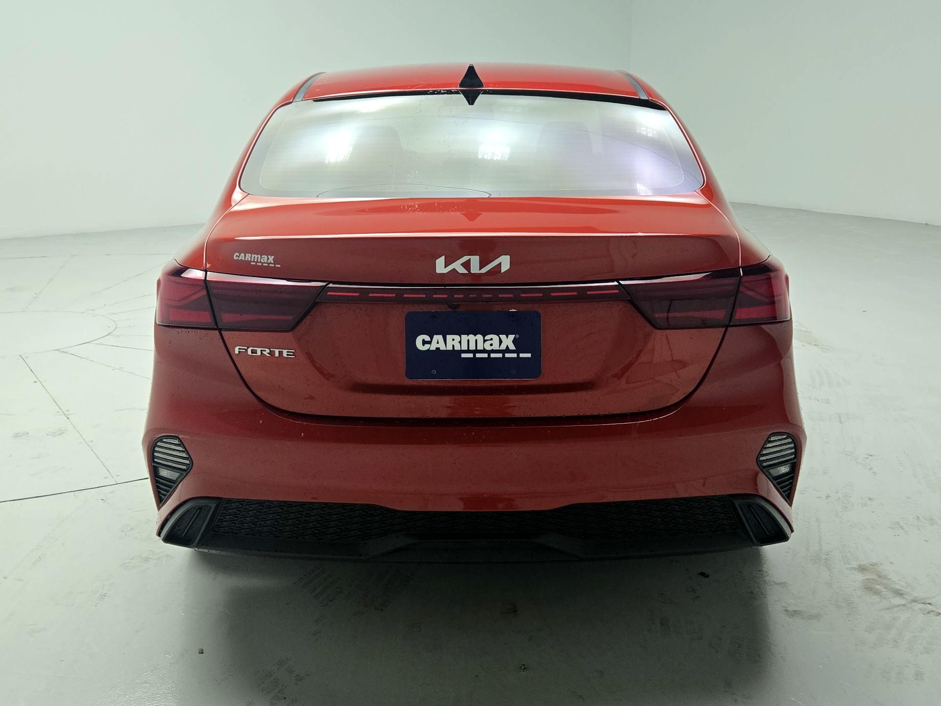 Thumbnail: 2023 Kia Forte - 6