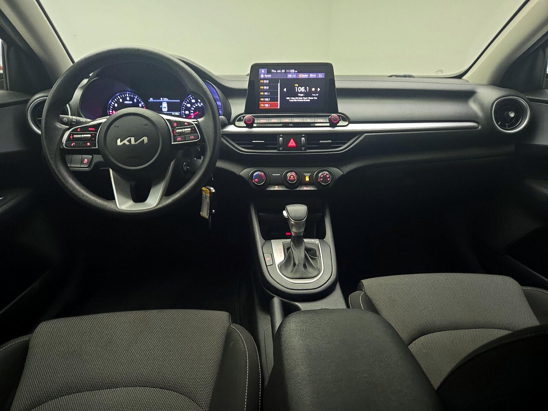 Thumbnail: 2023 Kia Forte - 8