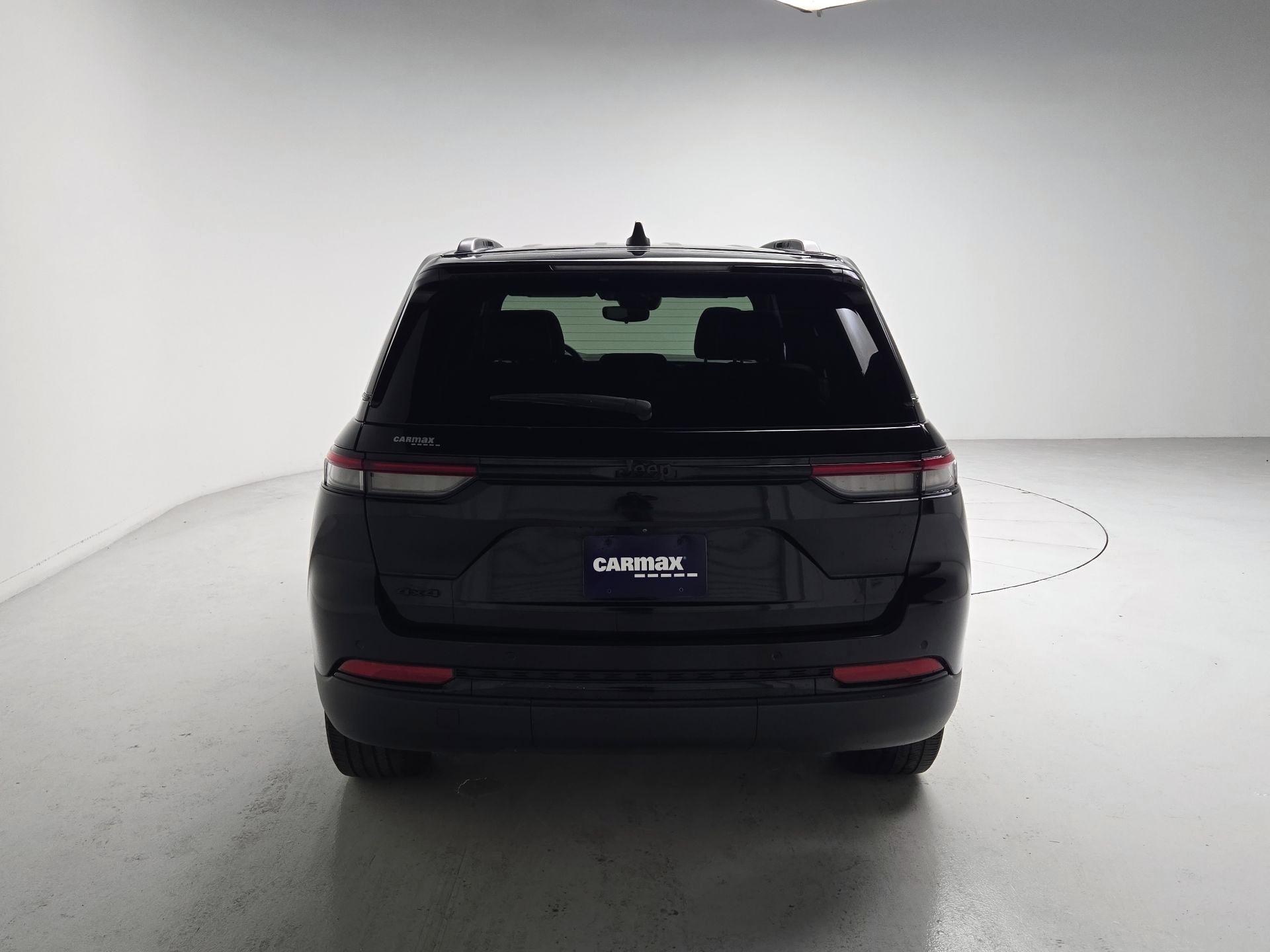 Thumbnail: 2023 Jeep Grand Cherokee - 6