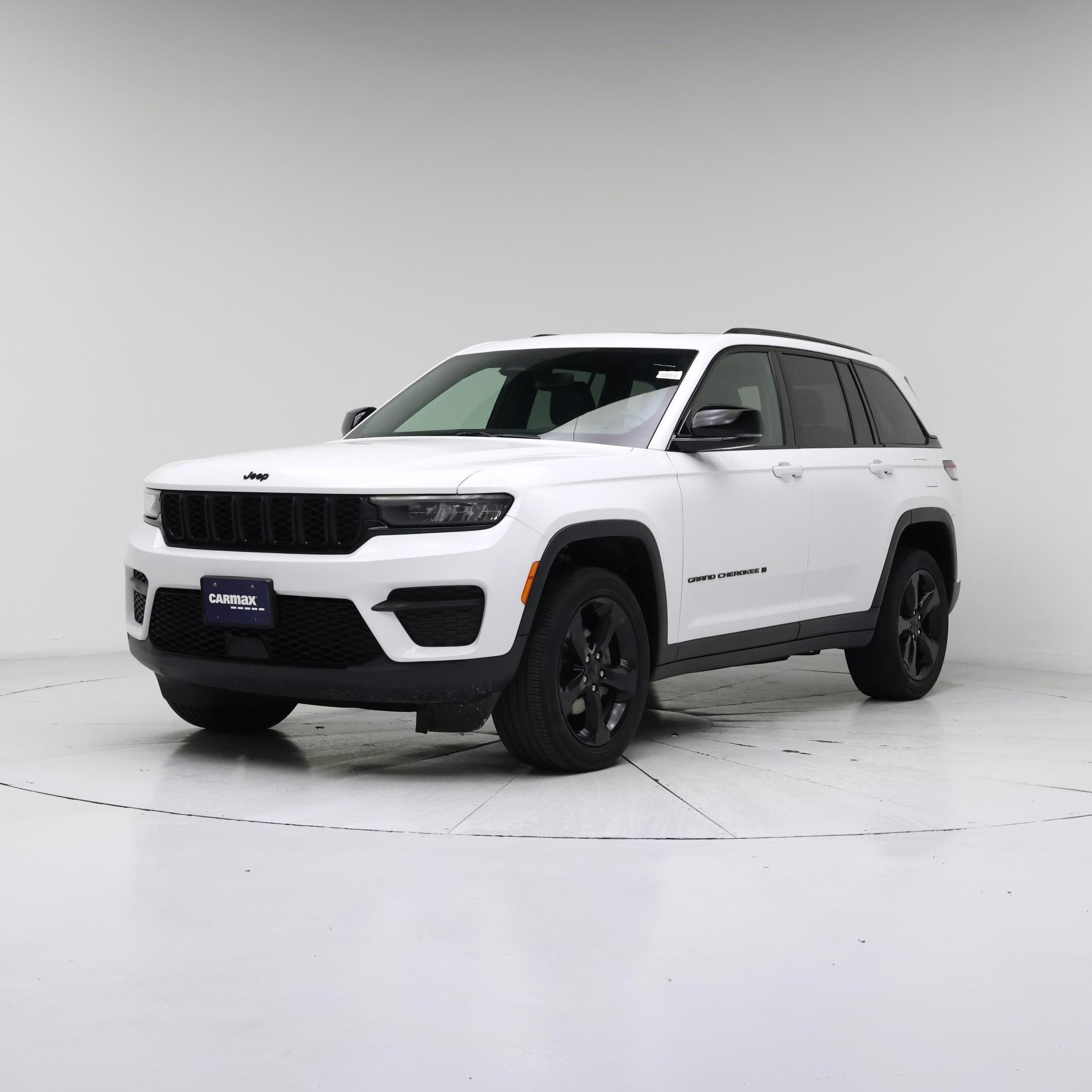 Thumbnail: 2023 Jeep Grand Cherokee - 4