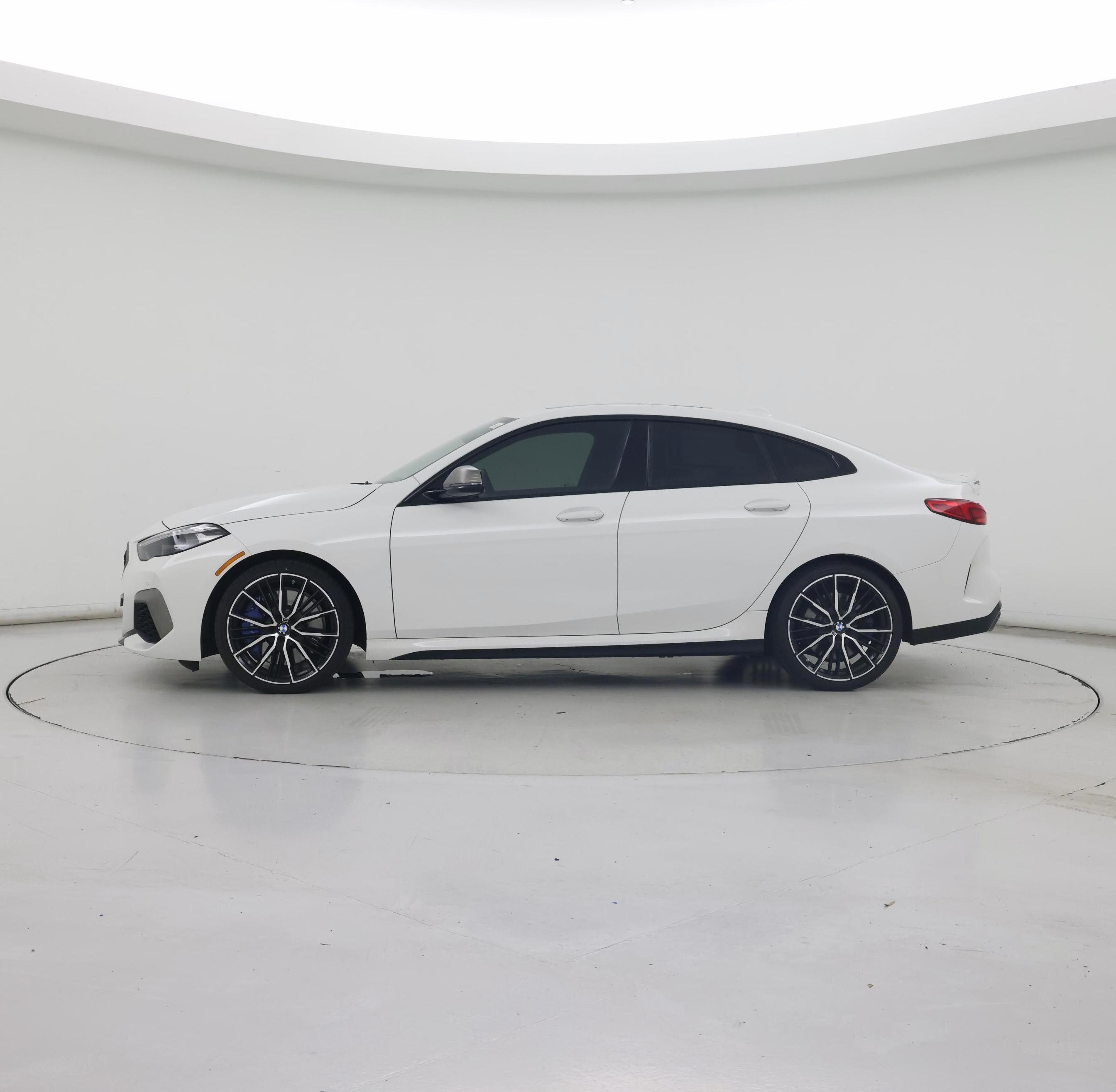 Thumbnail: 2024 BMW 2 Series - 3