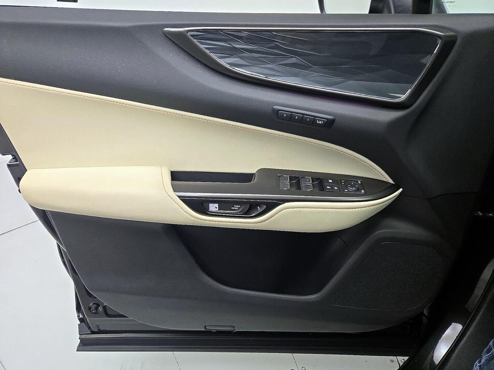 2024 Lexus NX 350 - Photo 13