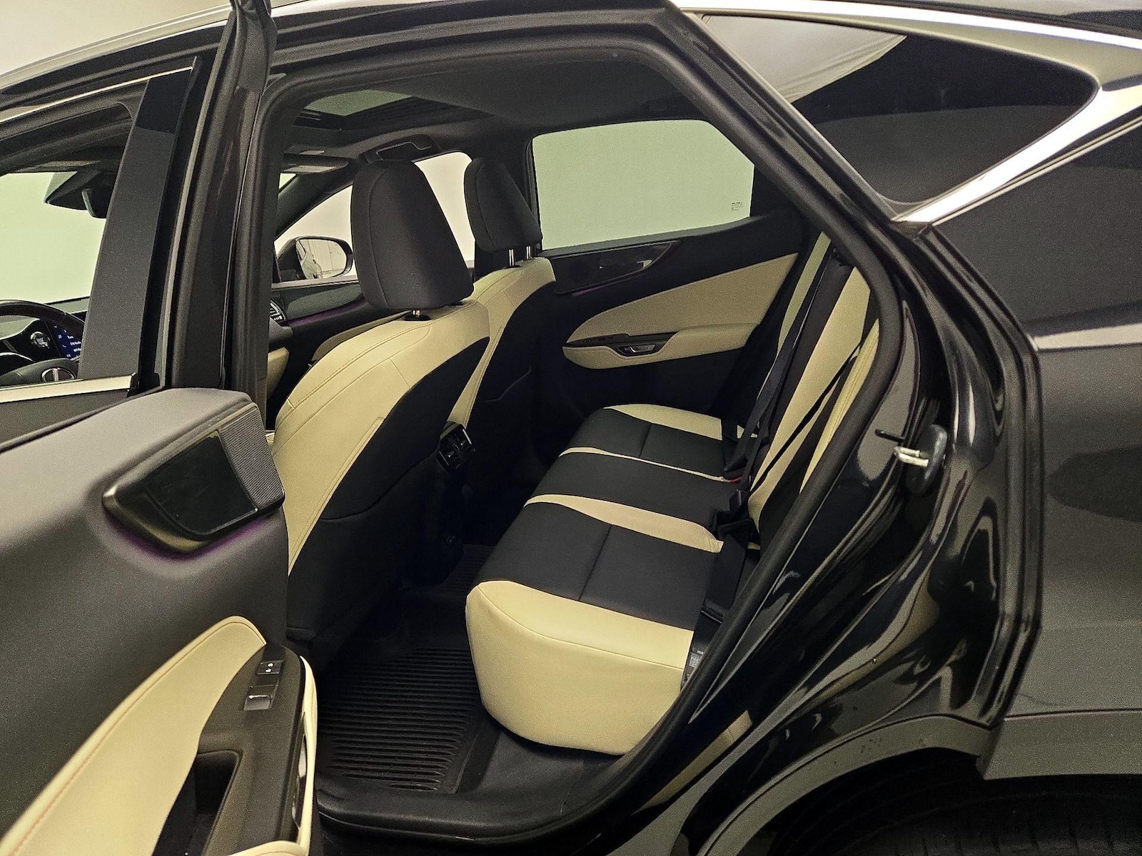 2024 Lexus NX 350 - Photo 21