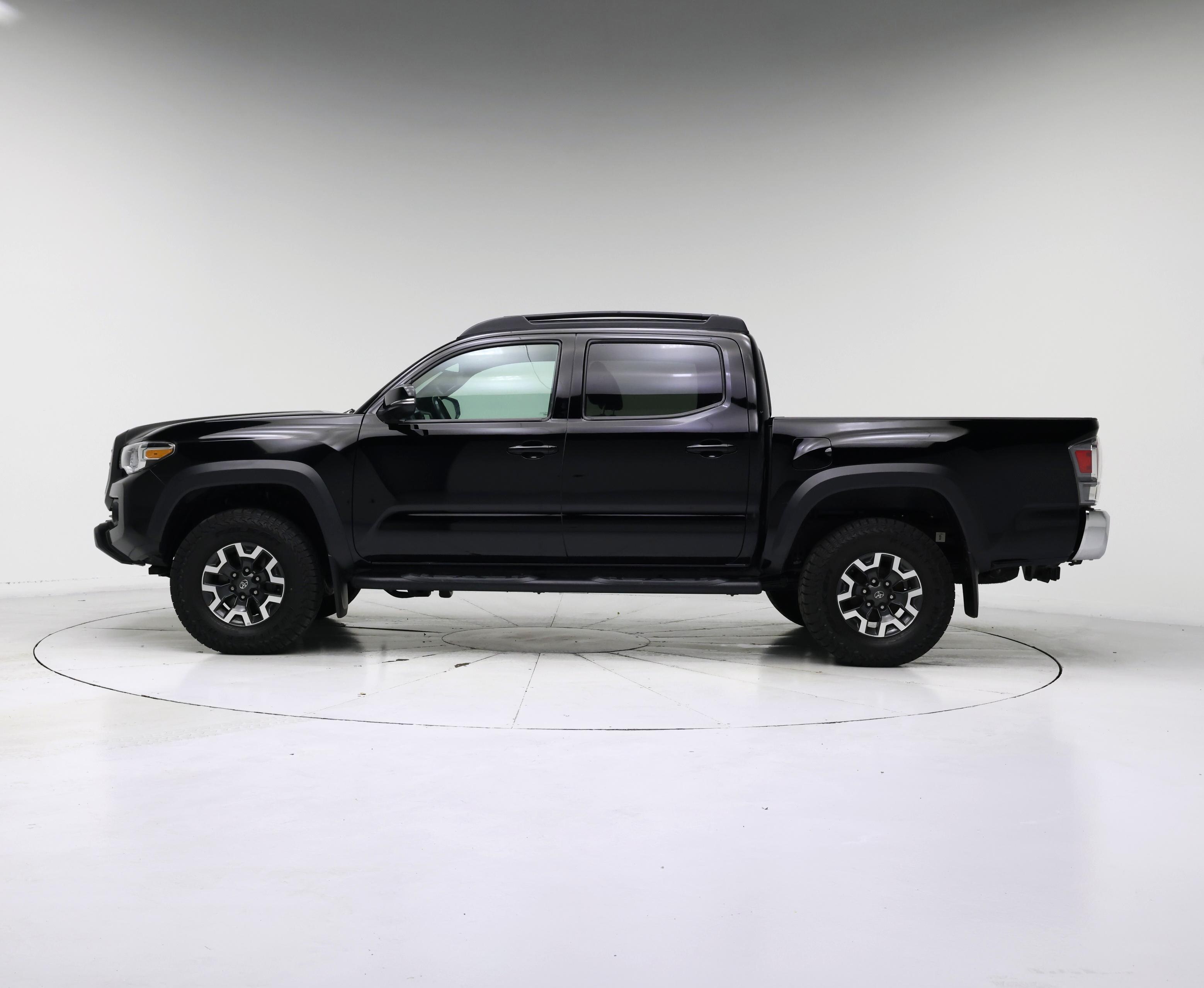 Thumbnail: 2023 Toyota Tacoma - 3