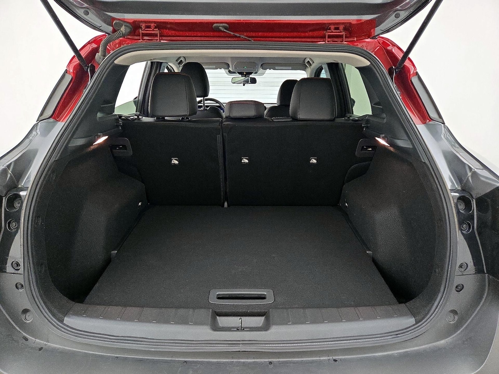 2026 Nissan KICKS SR - Photo 19