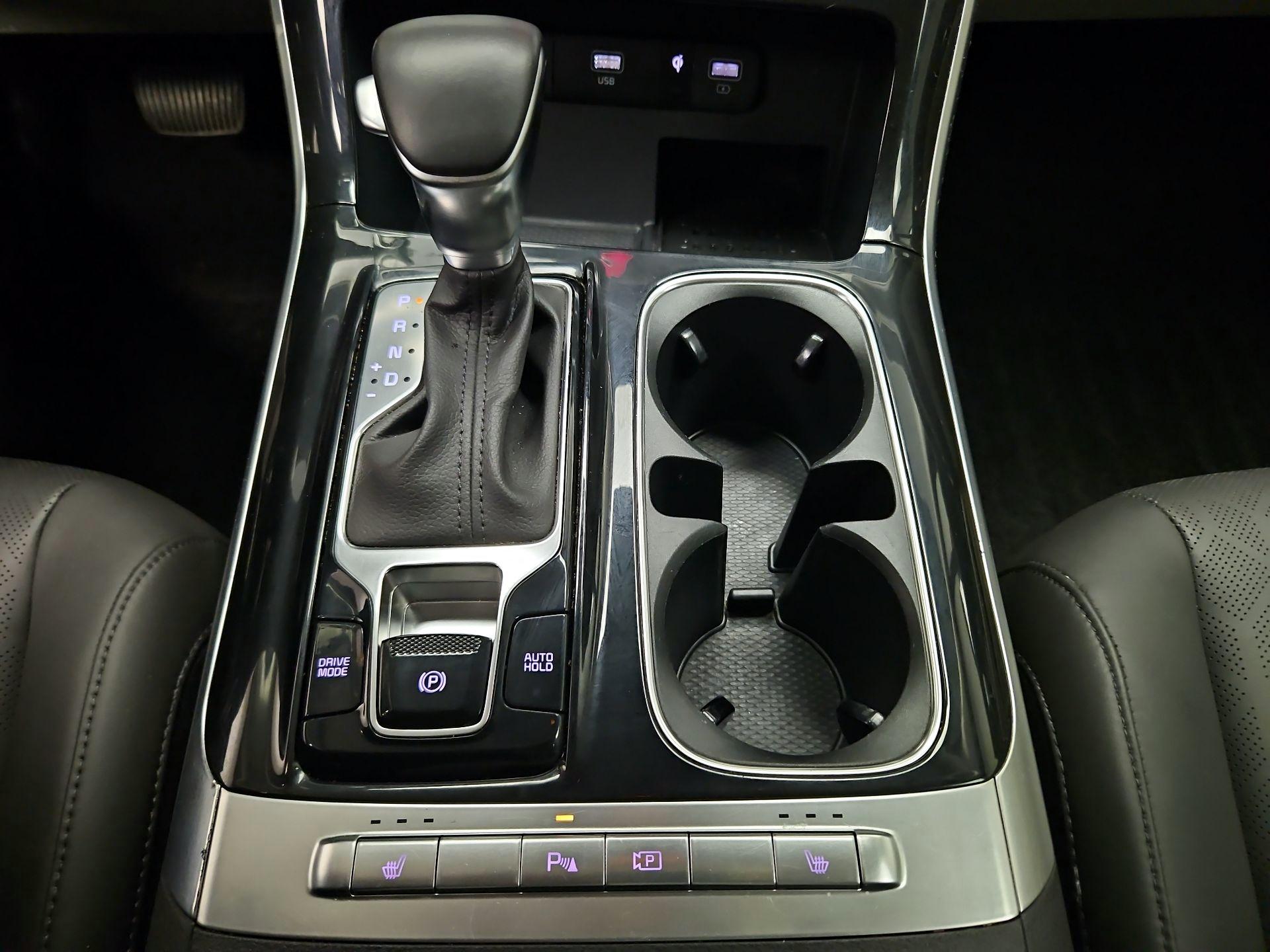 Thumbnail: 2024 Kia Carnival - 18