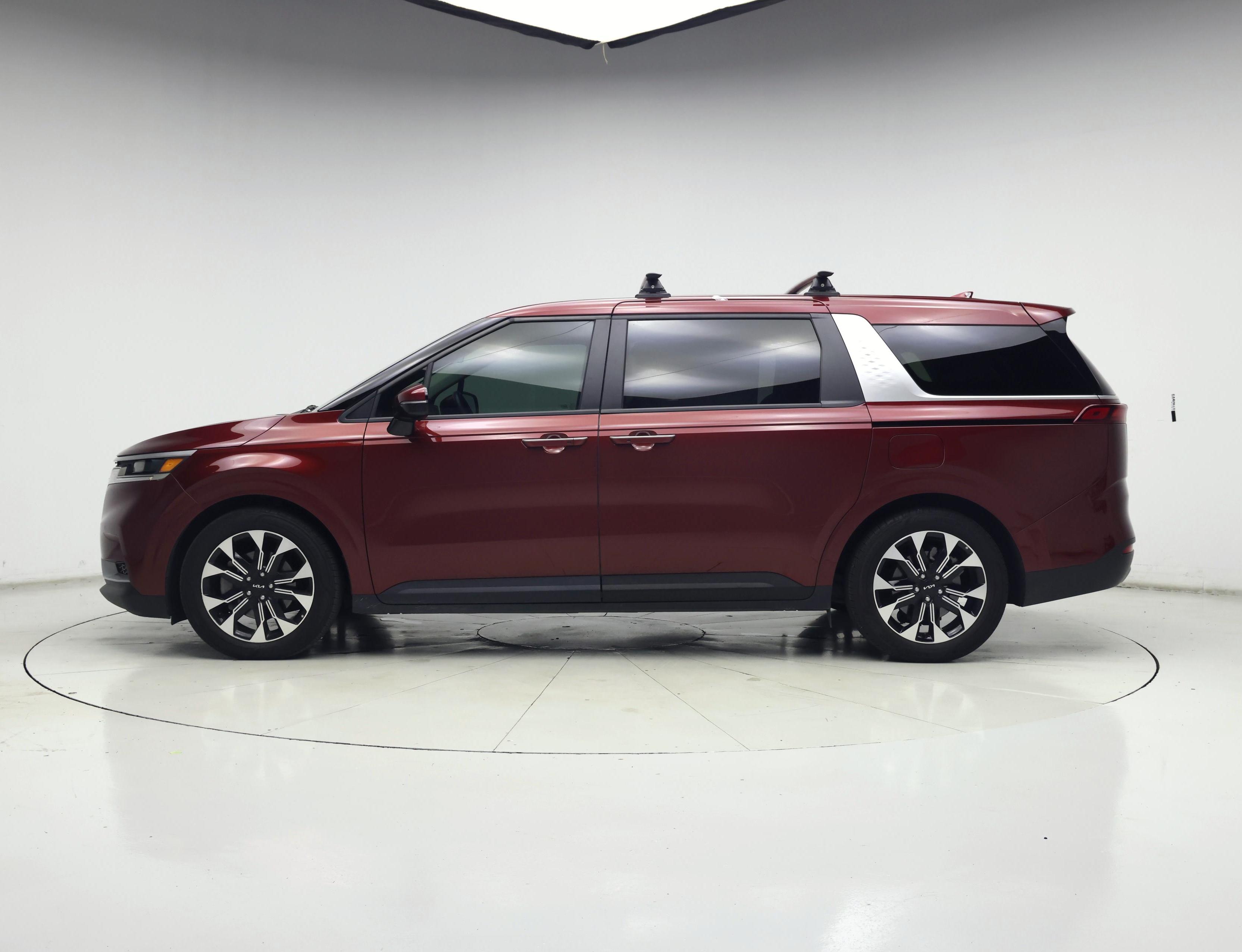 Thumbnail: 2024 Kia Carnival - 3