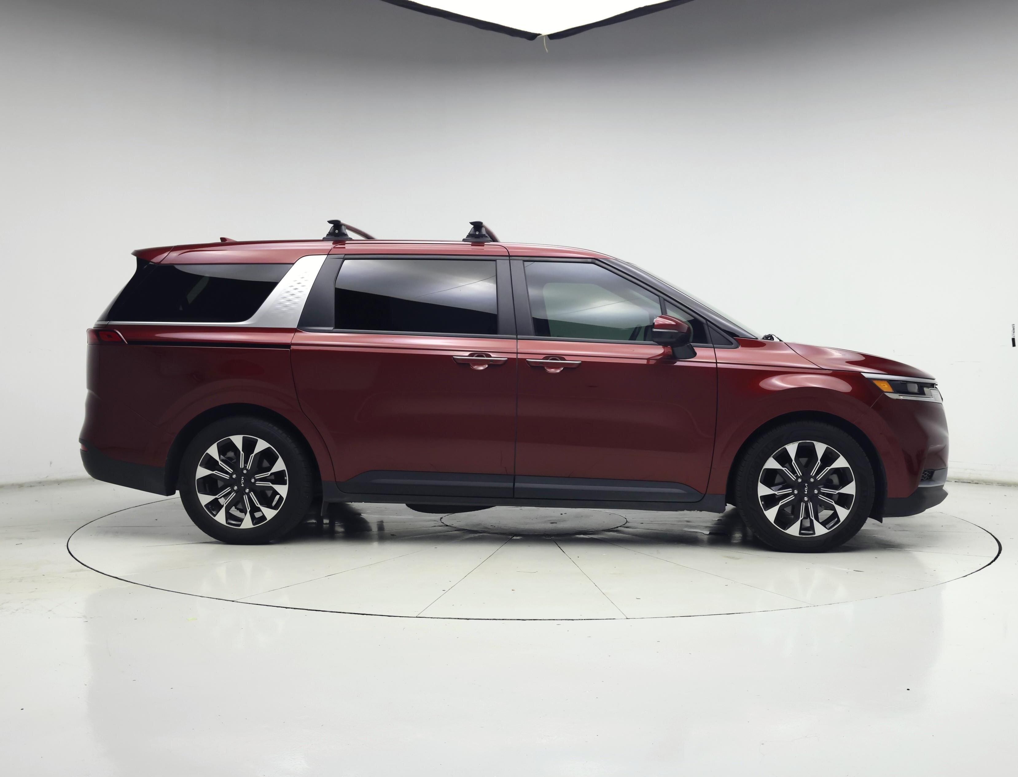 Thumbnail: 2024 Kia Carnival - 7