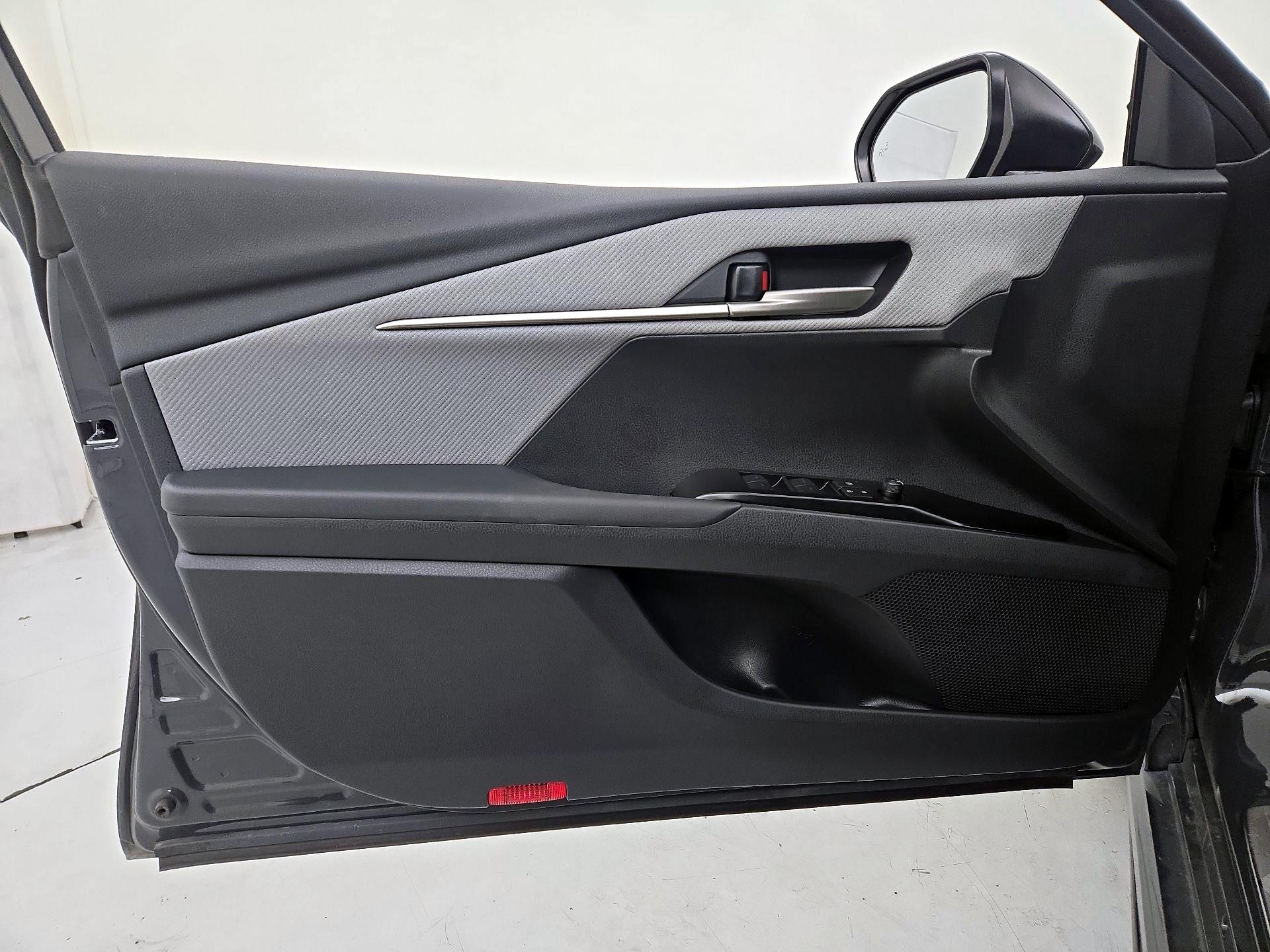 Thumbnail: 2026 Toyota Camry - 12