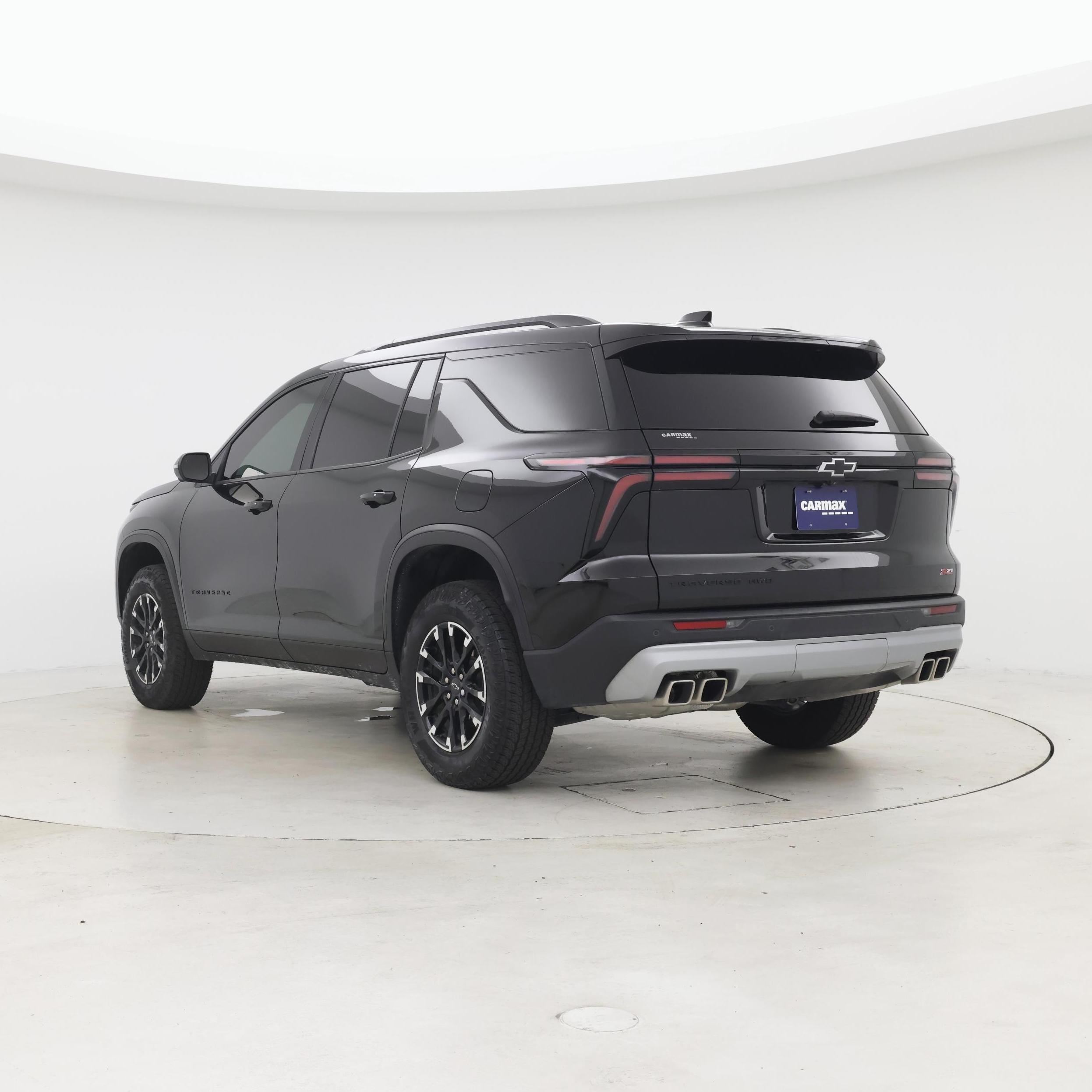 Thumbnail: 2025 Chevrolet Traverse - 2