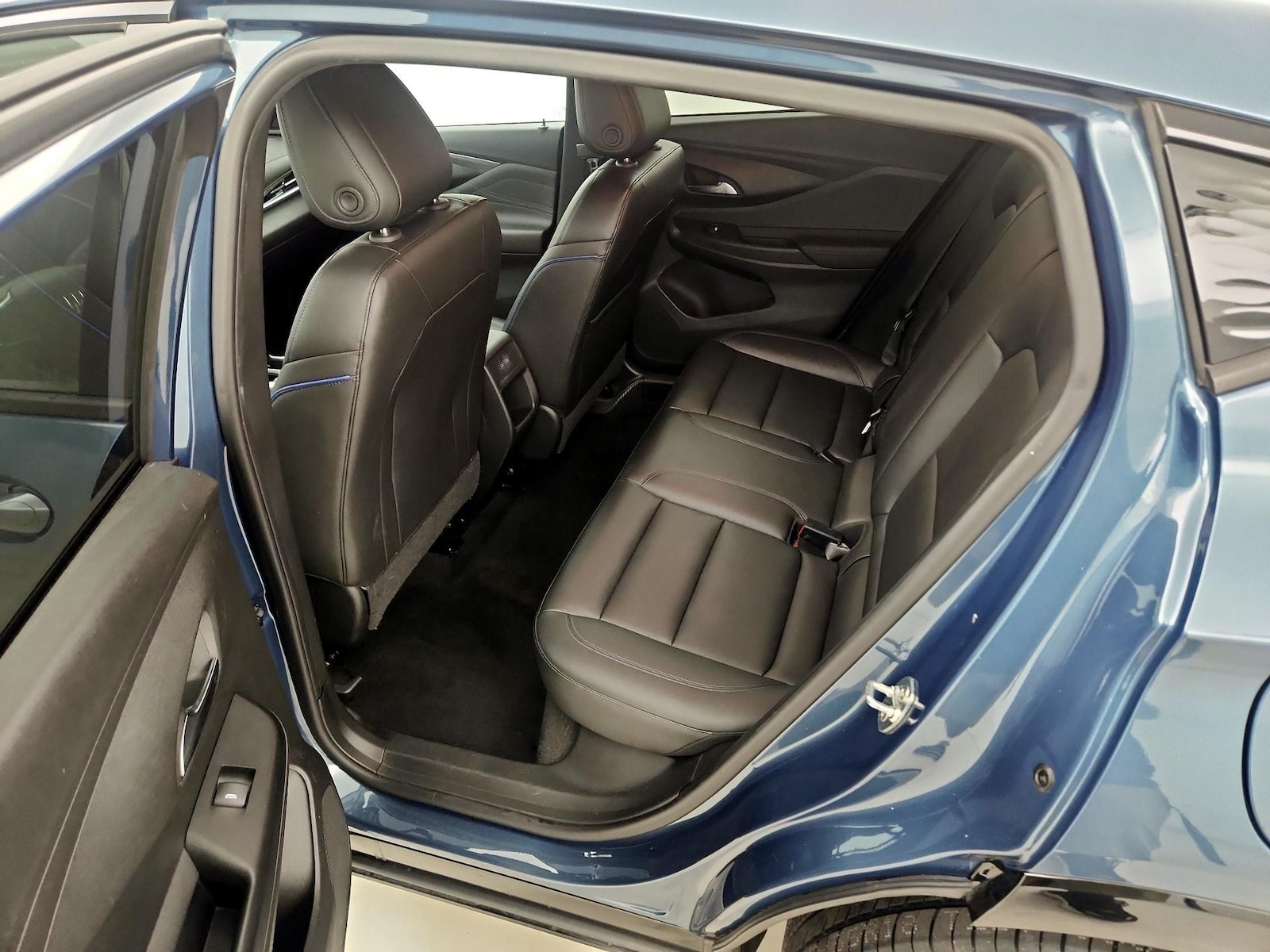 2024 Buick Envista Sport Touring - Photo 20