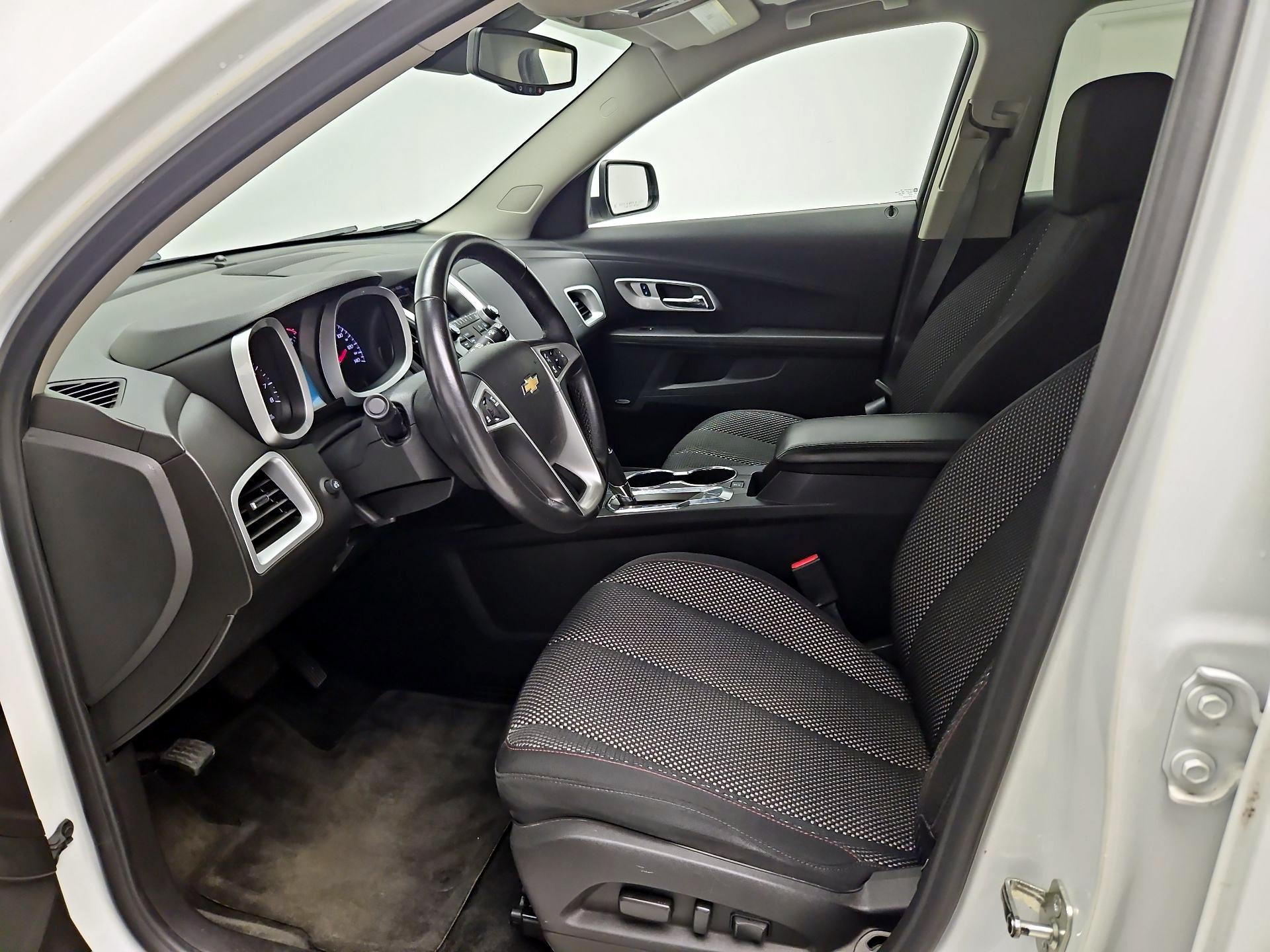 Thumbnail: 2017 Chevrolet Equinox - 11