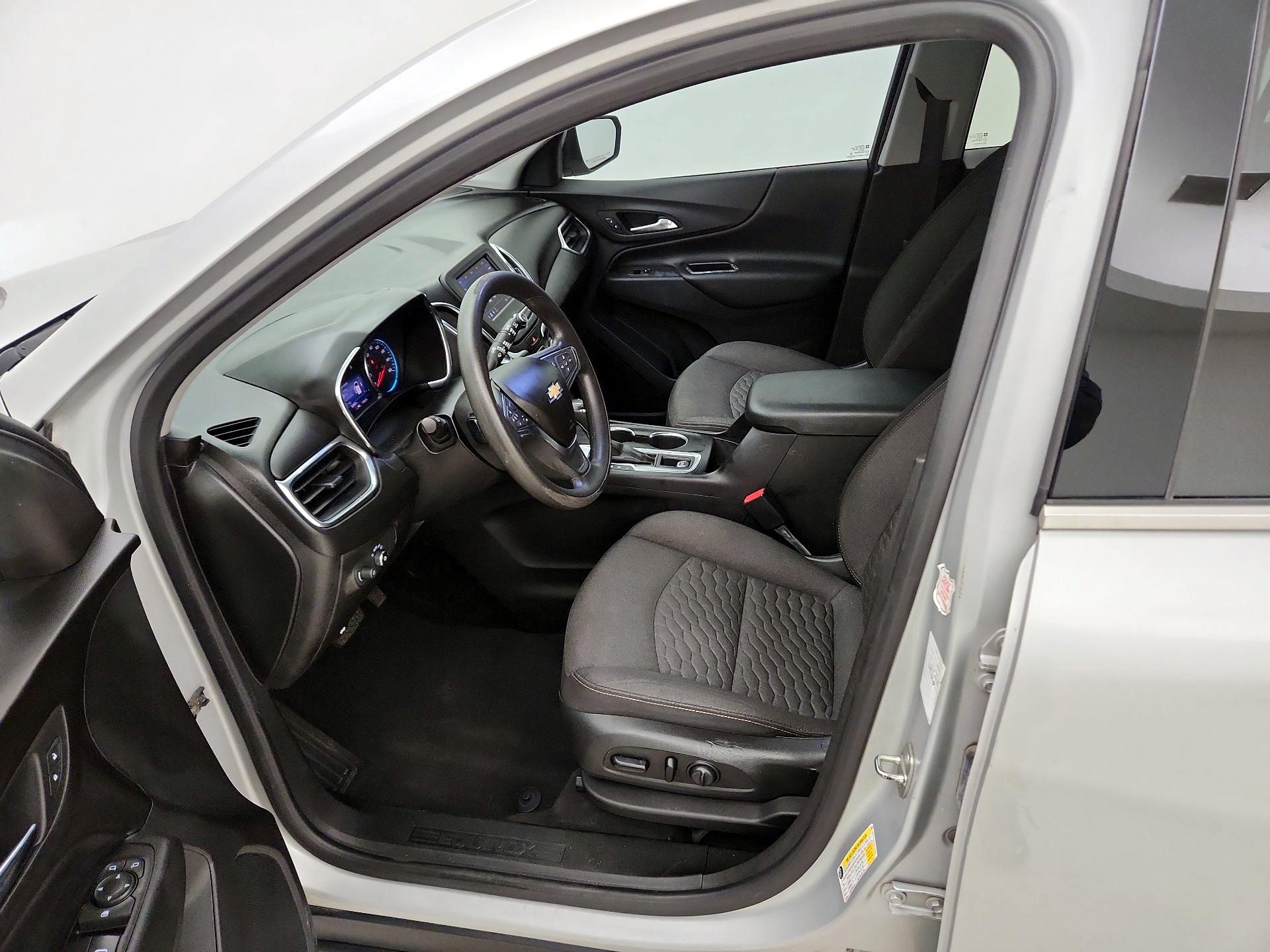 Thumbnail: 2020 Chevrolet Equinox - 11